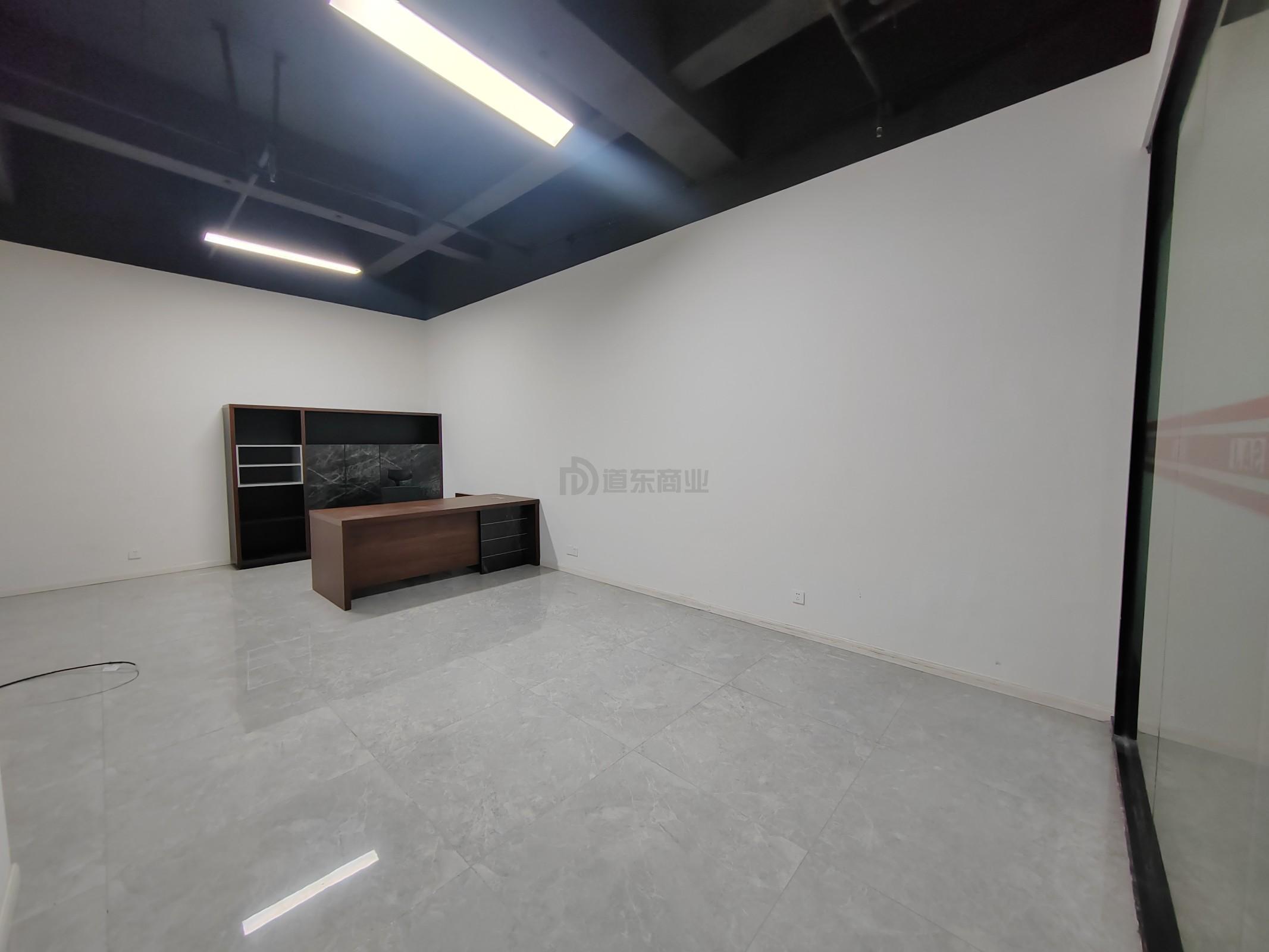 华发传感大厦面积48平