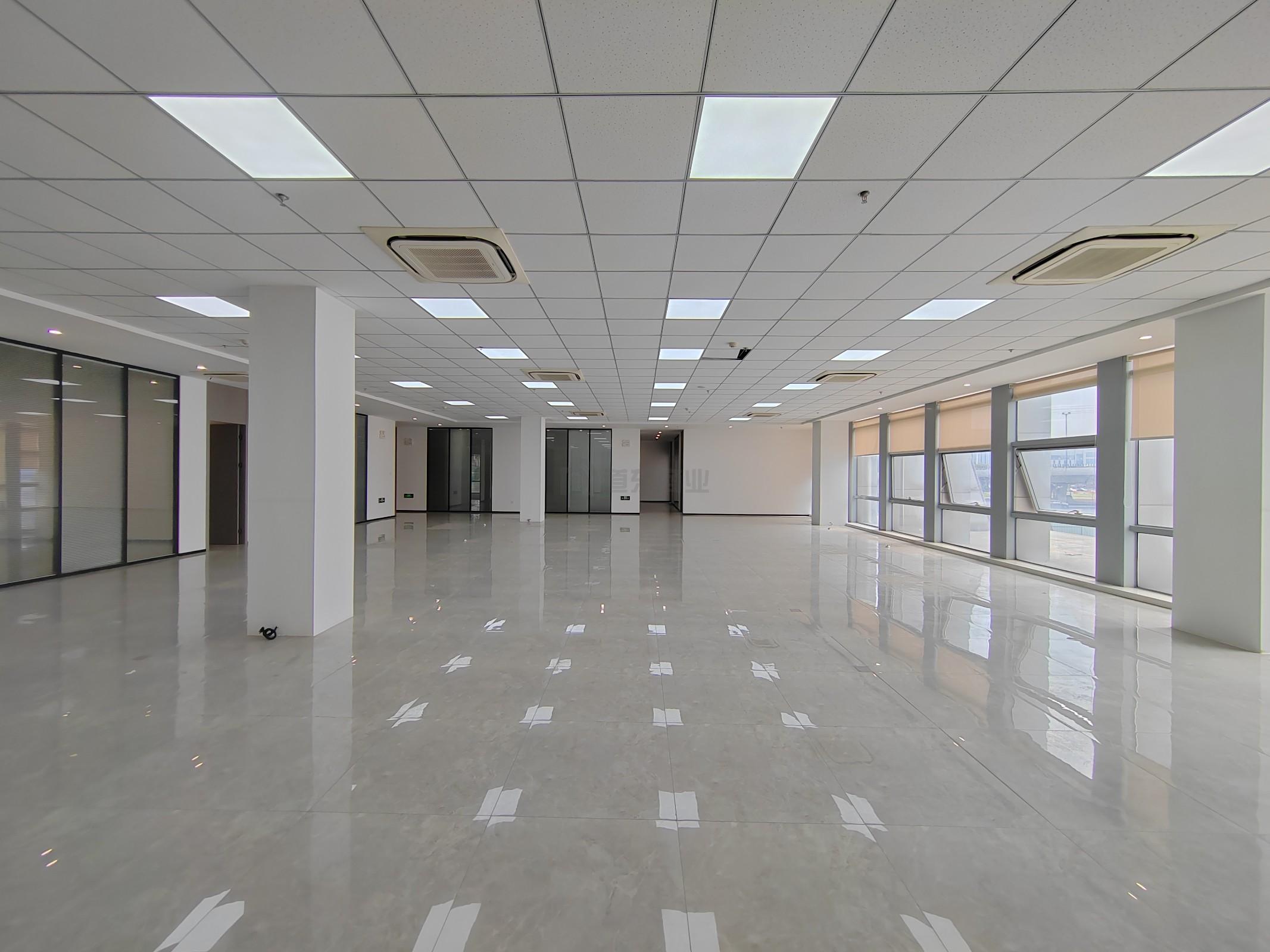 华发传感大厦面积1375平