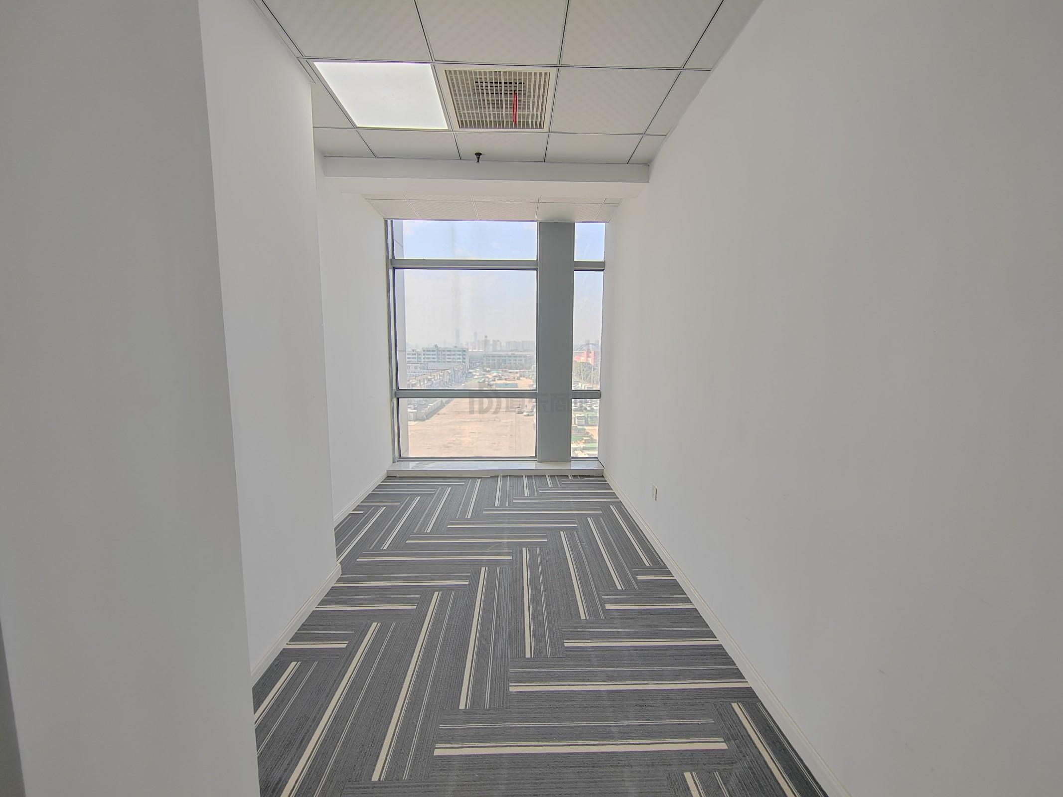 华发传感大厦面积185平