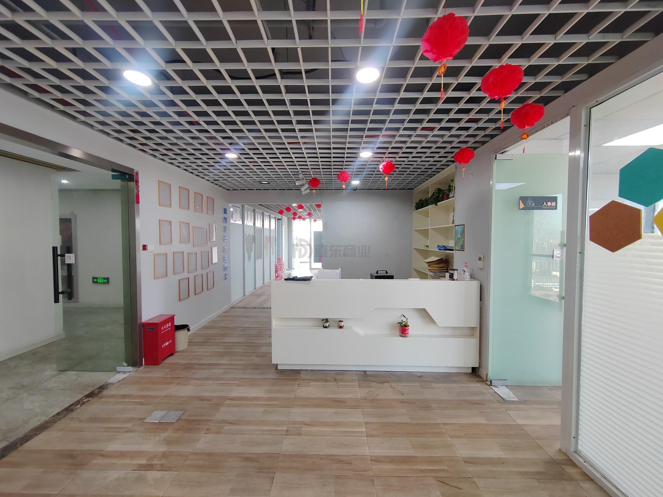 恒威大厦面积231平