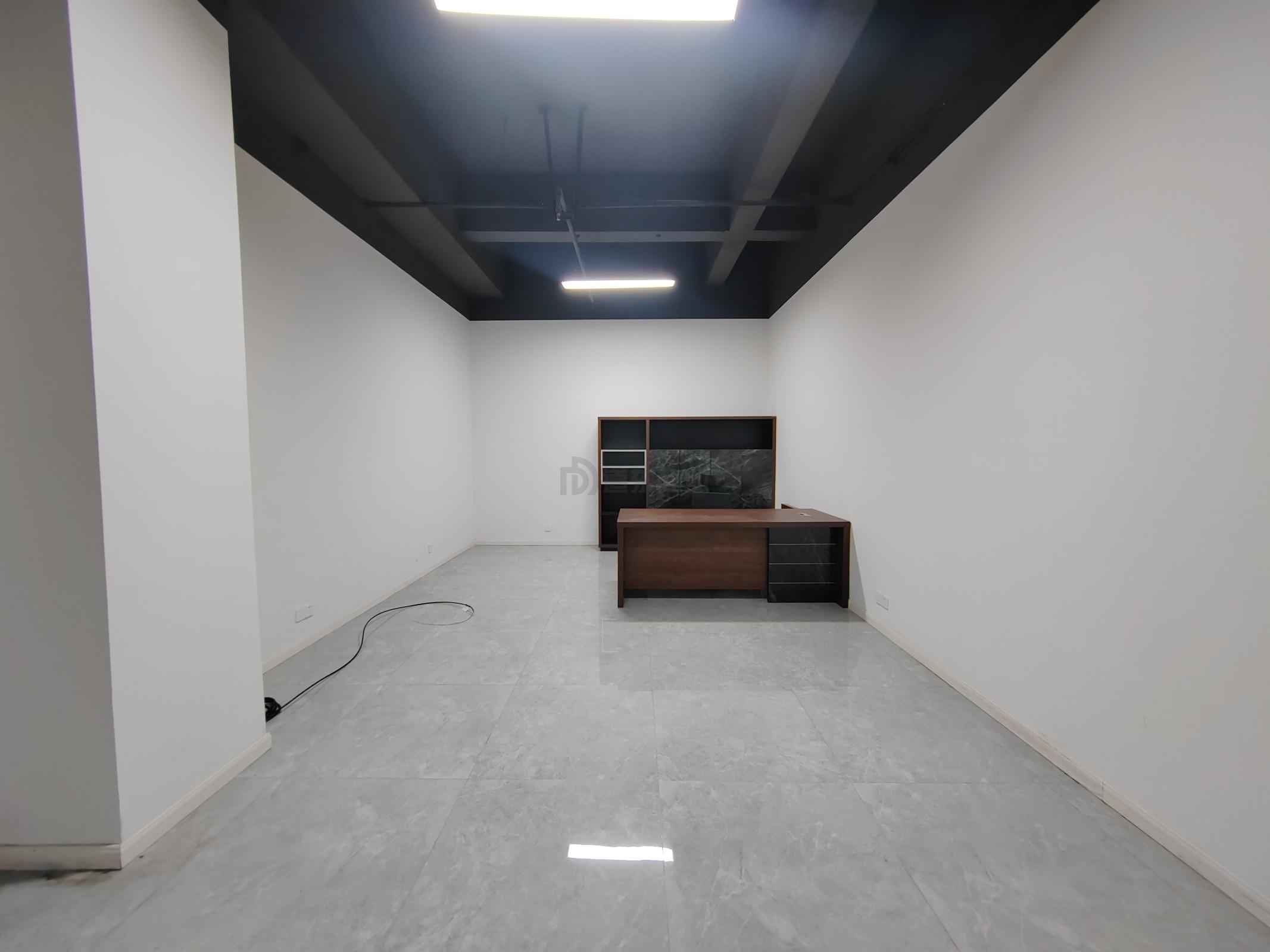 华发传感大厦面积48平