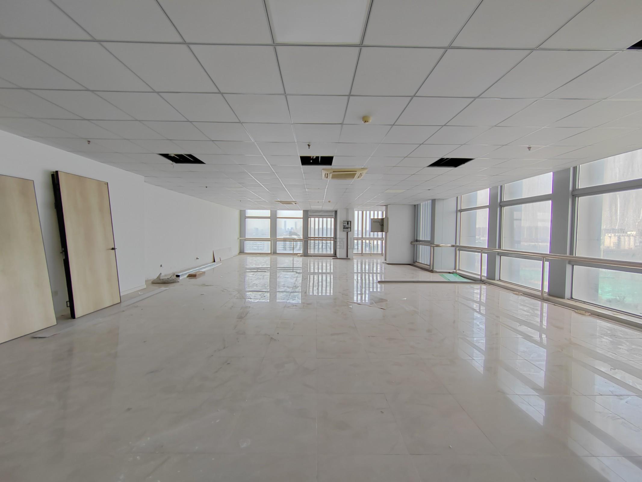 华发传感大厦面积521平