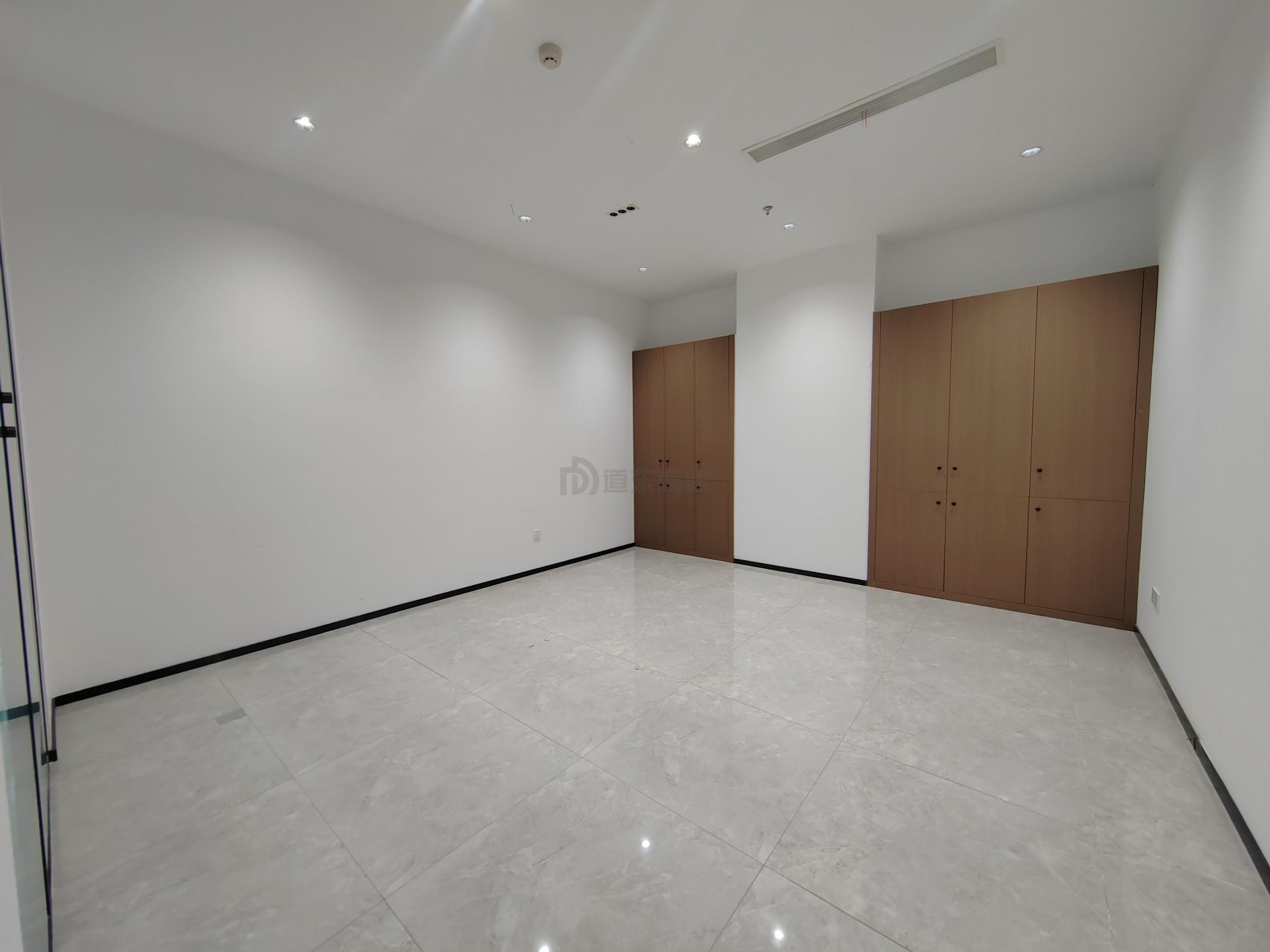 华发传感大厦面积1375平