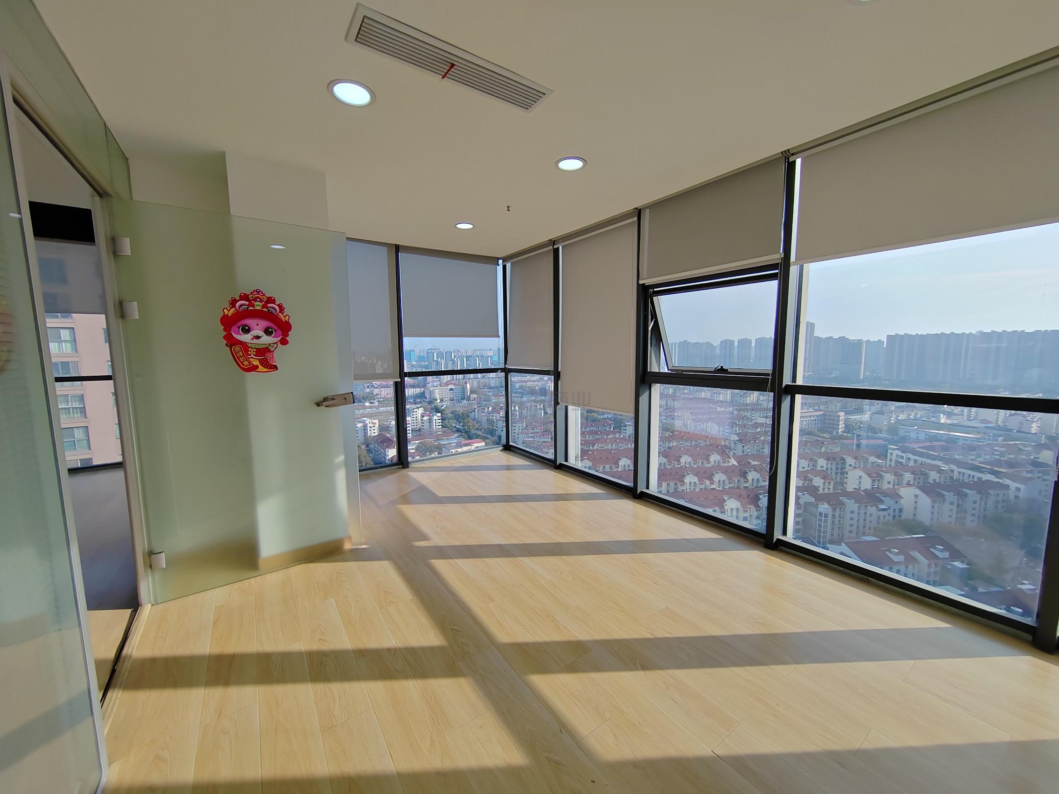 恒威大厦面积211平