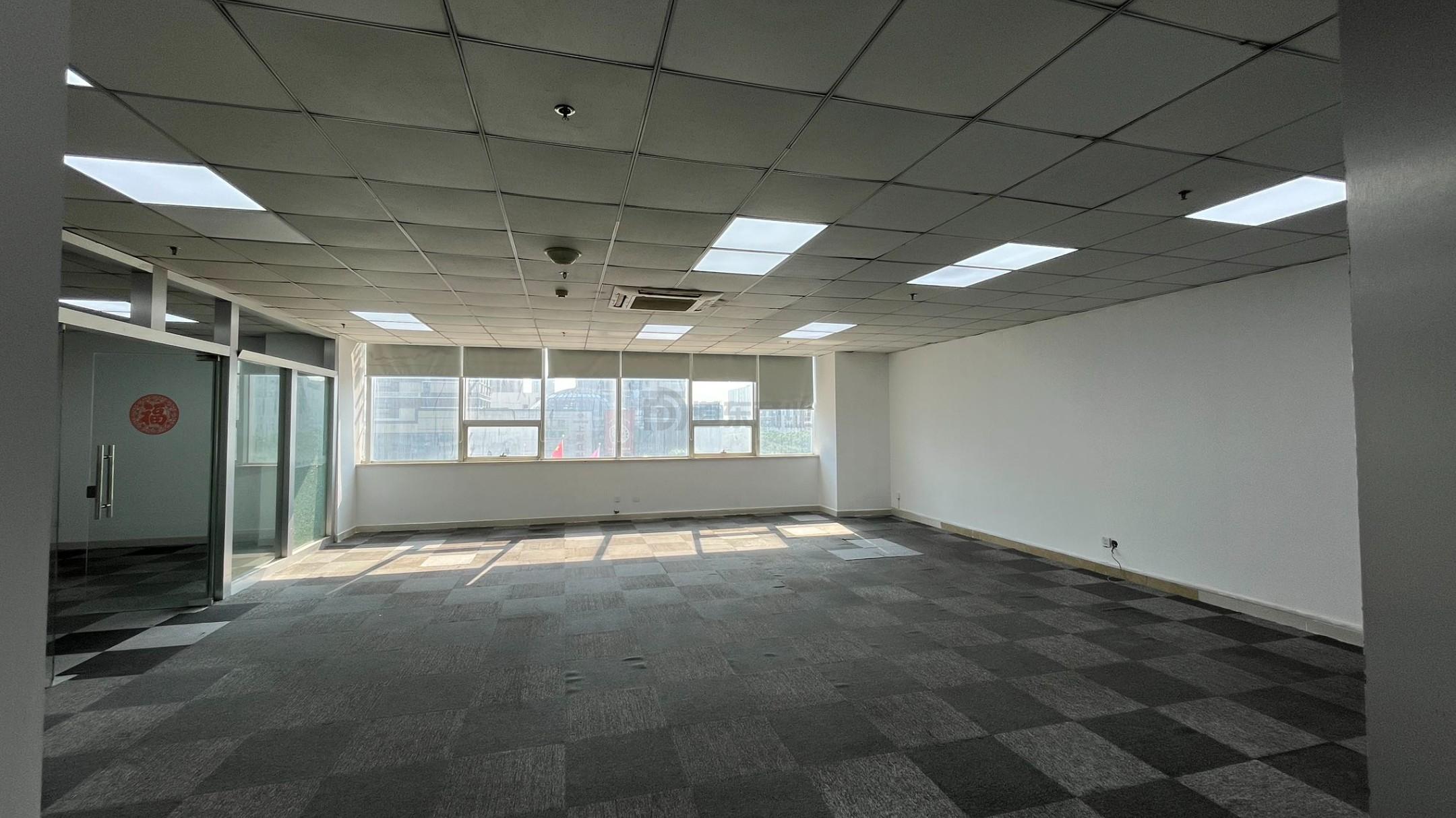 清华创新大厦面积221平