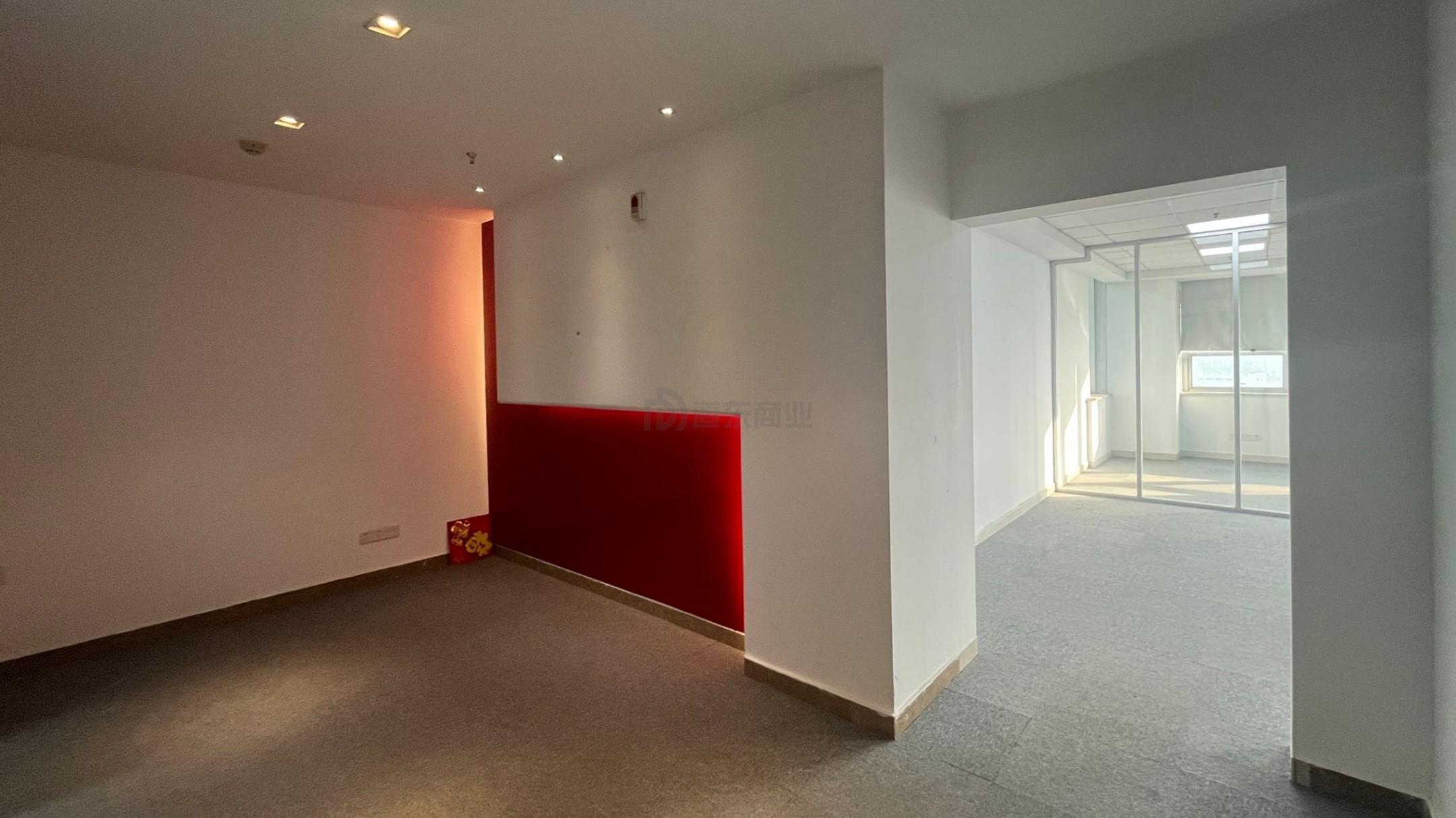 清华创新大厦面积204平