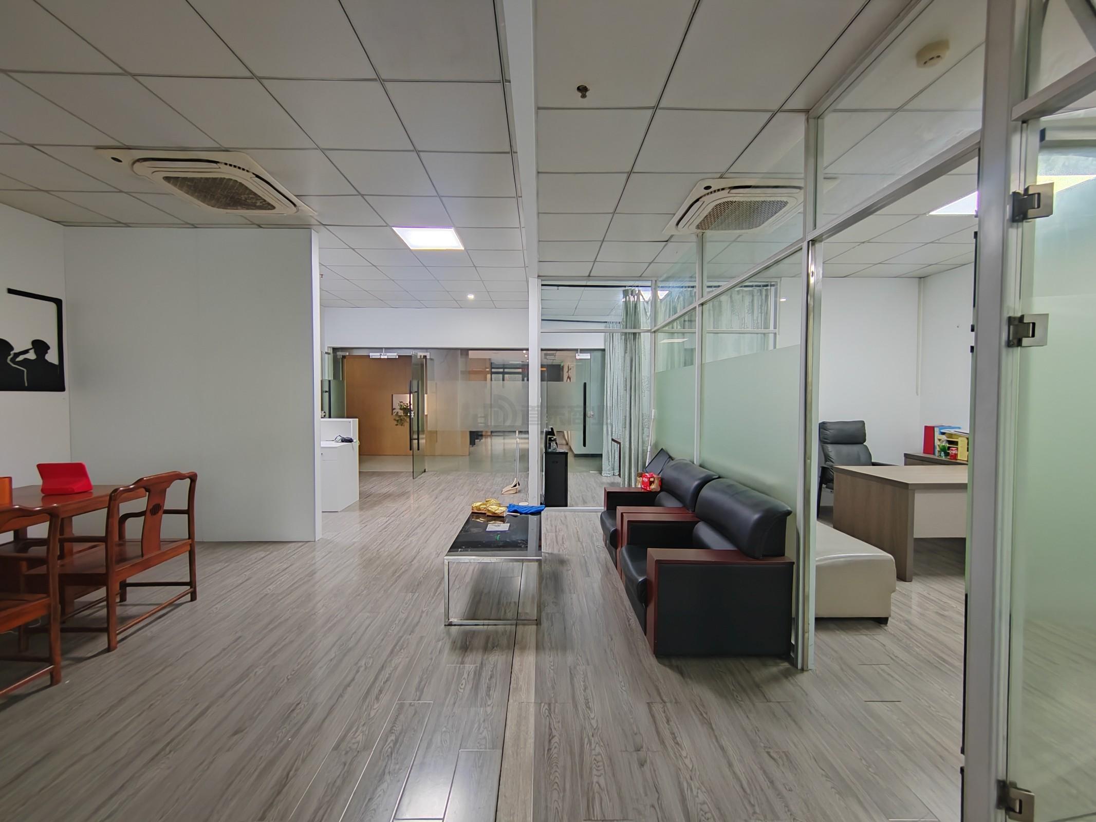 联东u谷面积158平