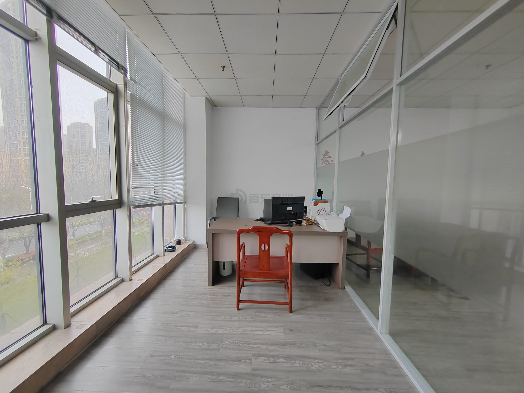 联东u谷面积158平