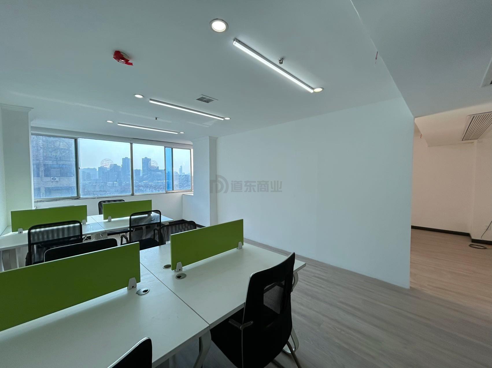 建设发展大厦面积80平