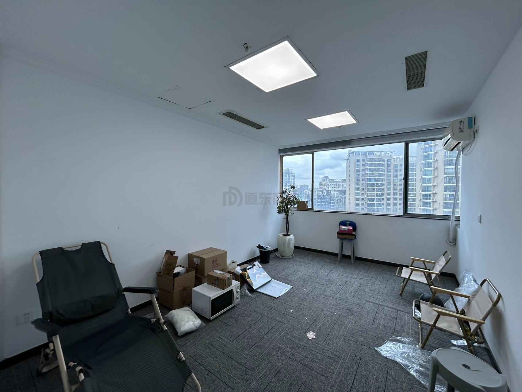 建设发展大厦30平米办公室出租
