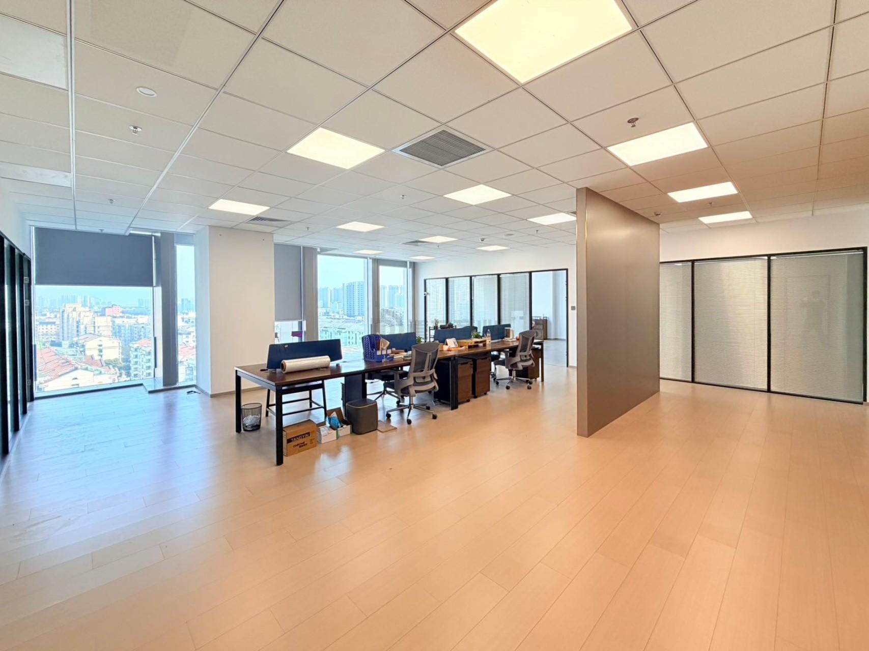 兰亭国际大厦248平米办公室出租