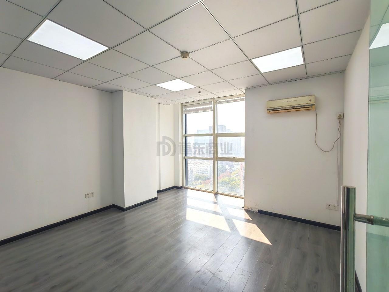 宝通大厦面积103平