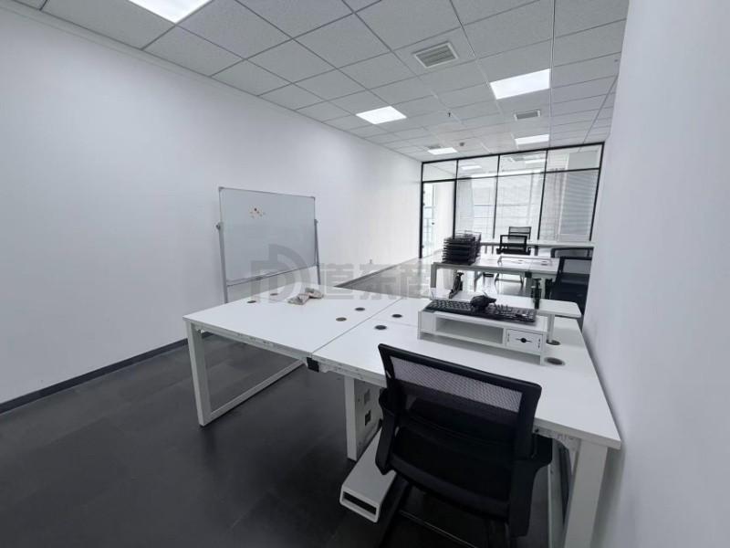 财富大厦面积100平