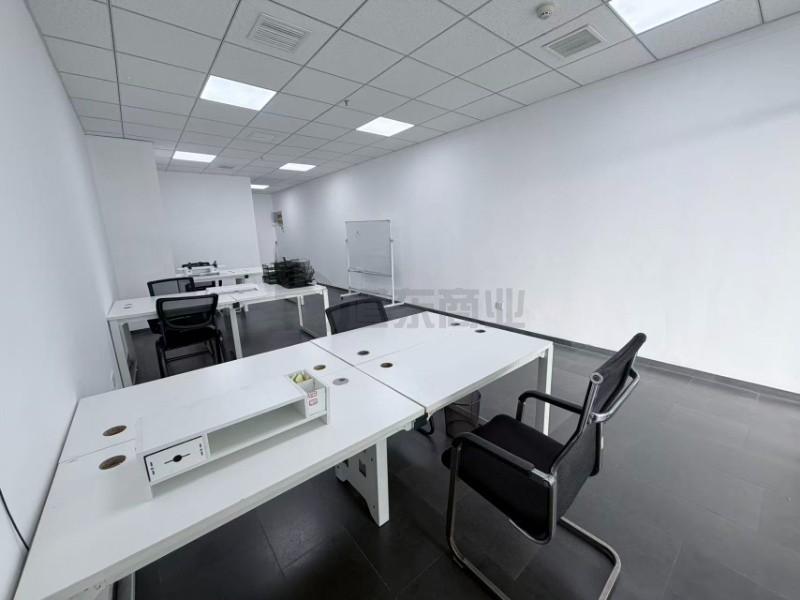 财富大厦面积100平