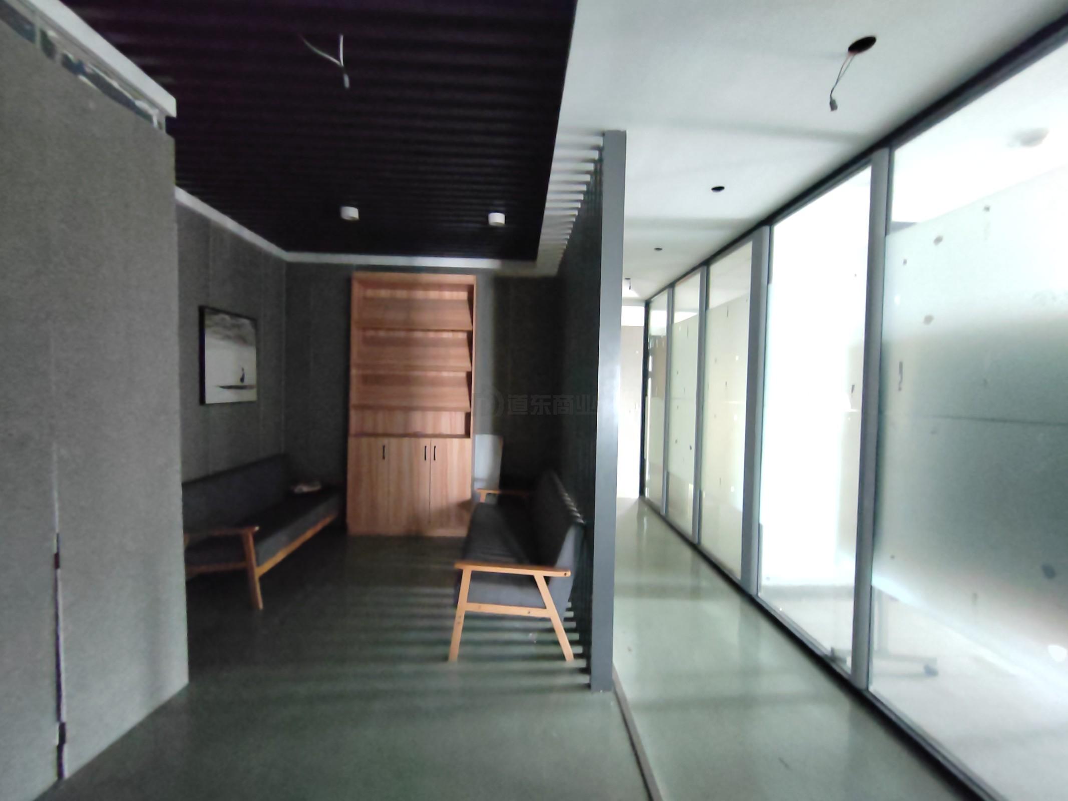 苏宁天御广场面积400平