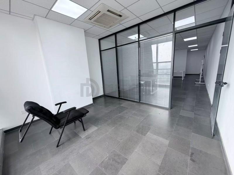 财富大厦面积100平