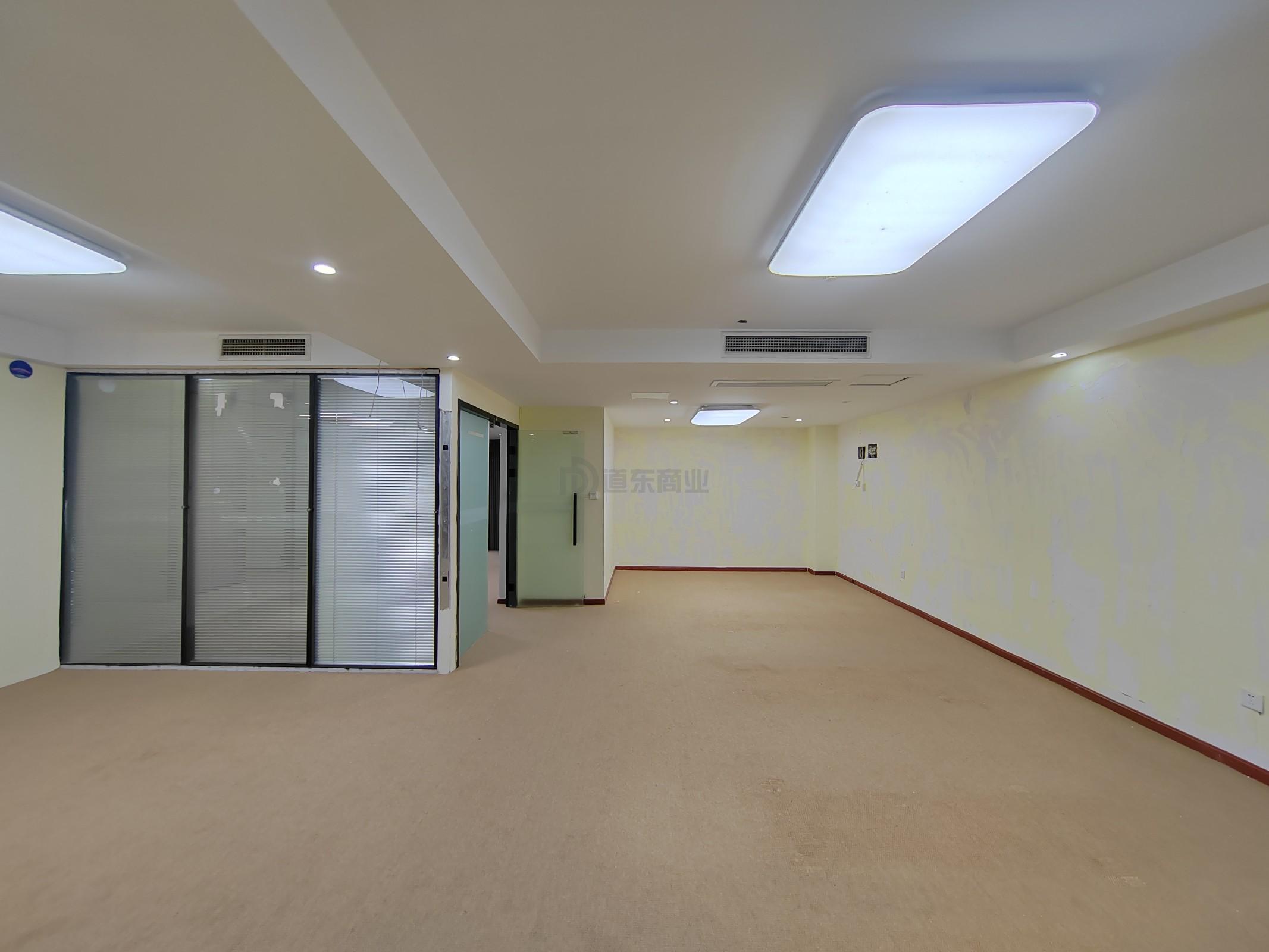 时代国际面积240平