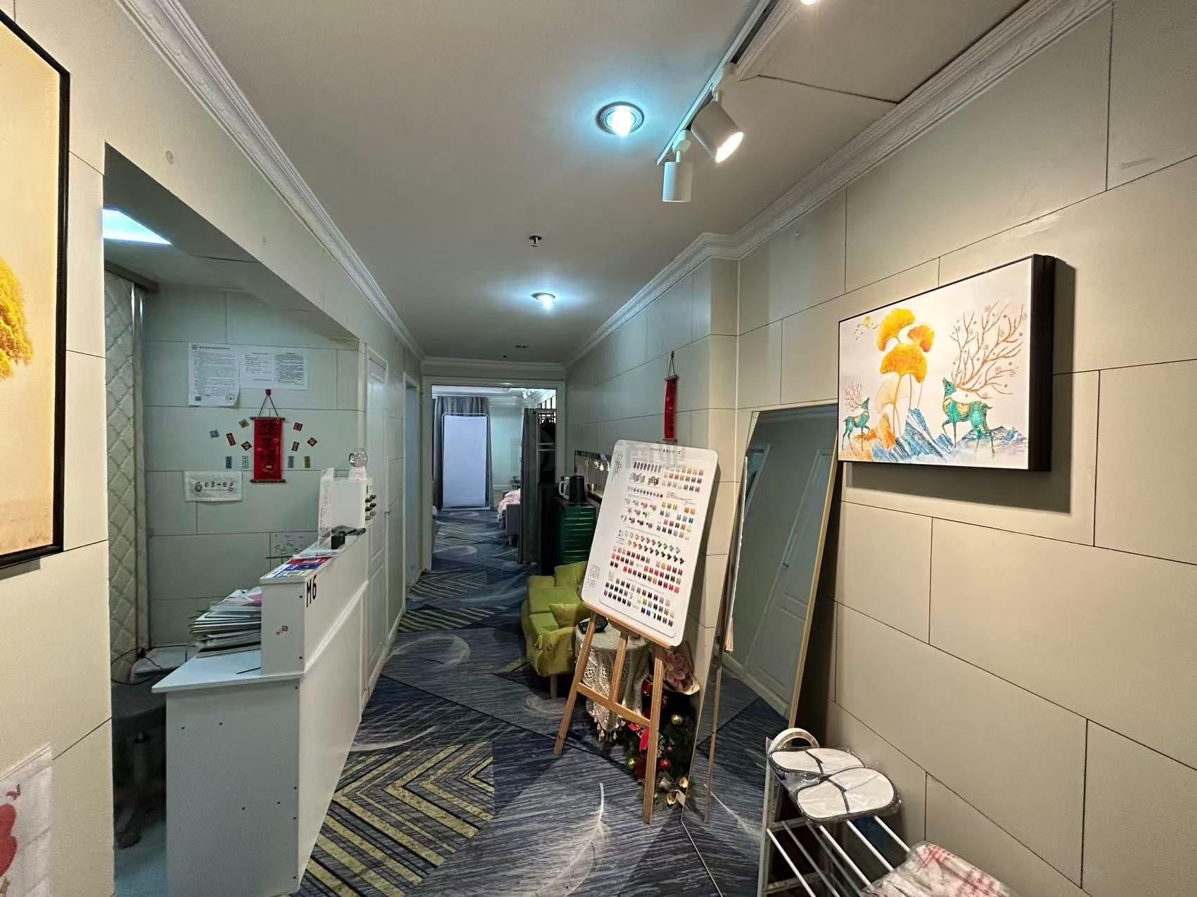 天安大厦面积82平