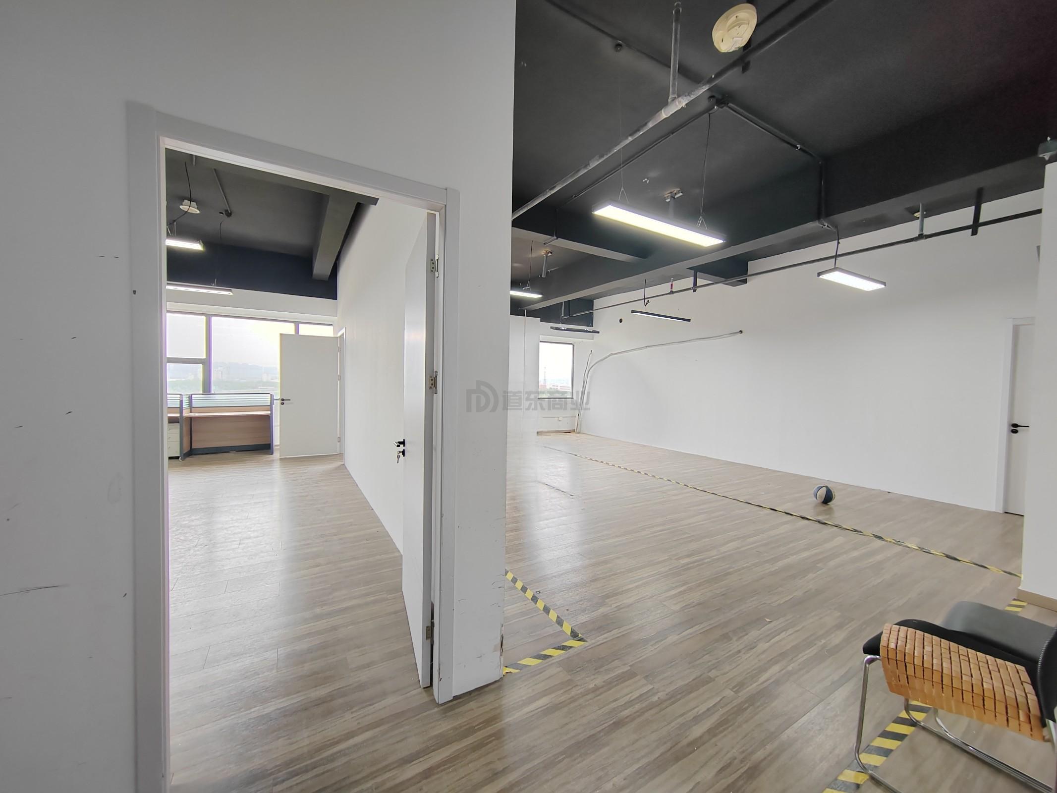 天安智慧城116平米办公室出租