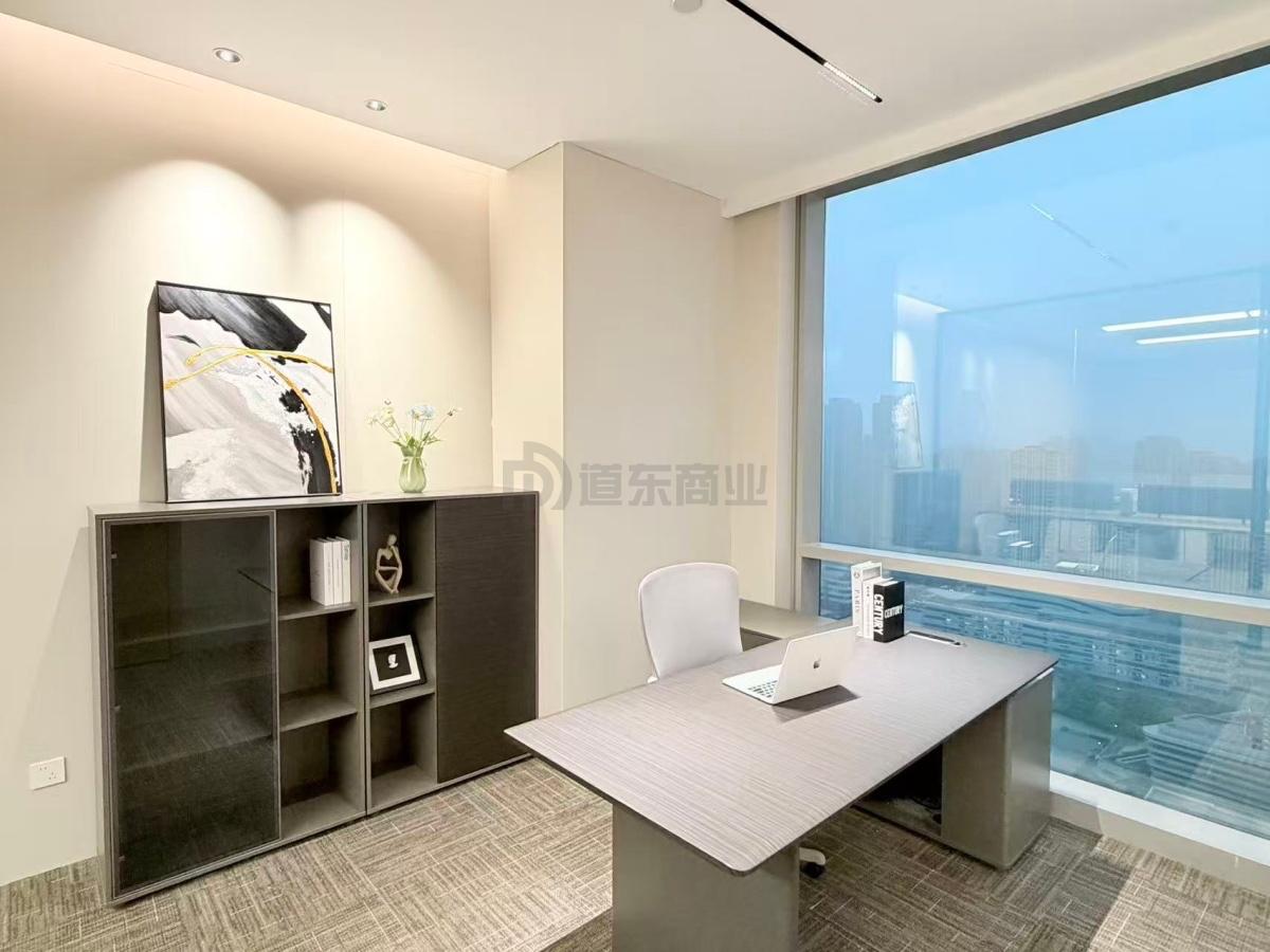 上海中心城开国际104平米办公室出租