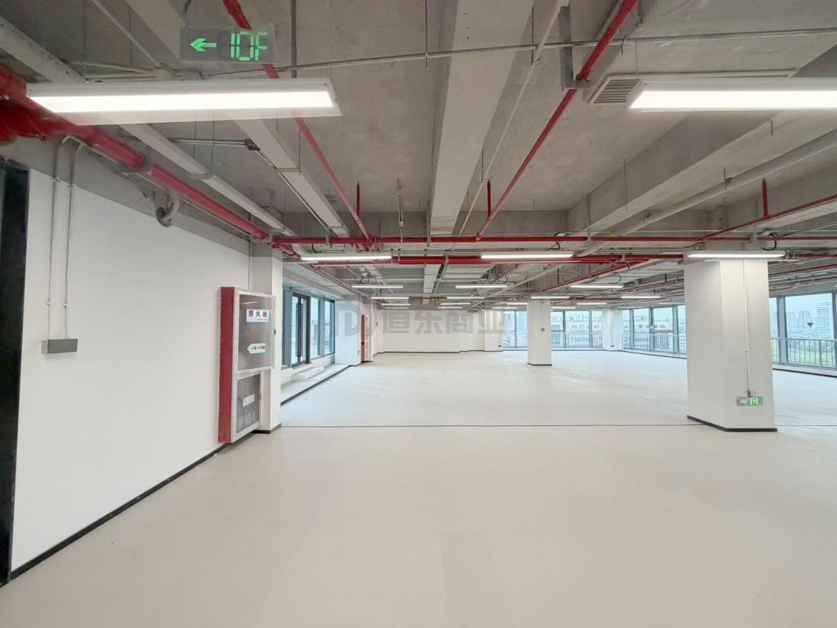 科技大厦面积666平