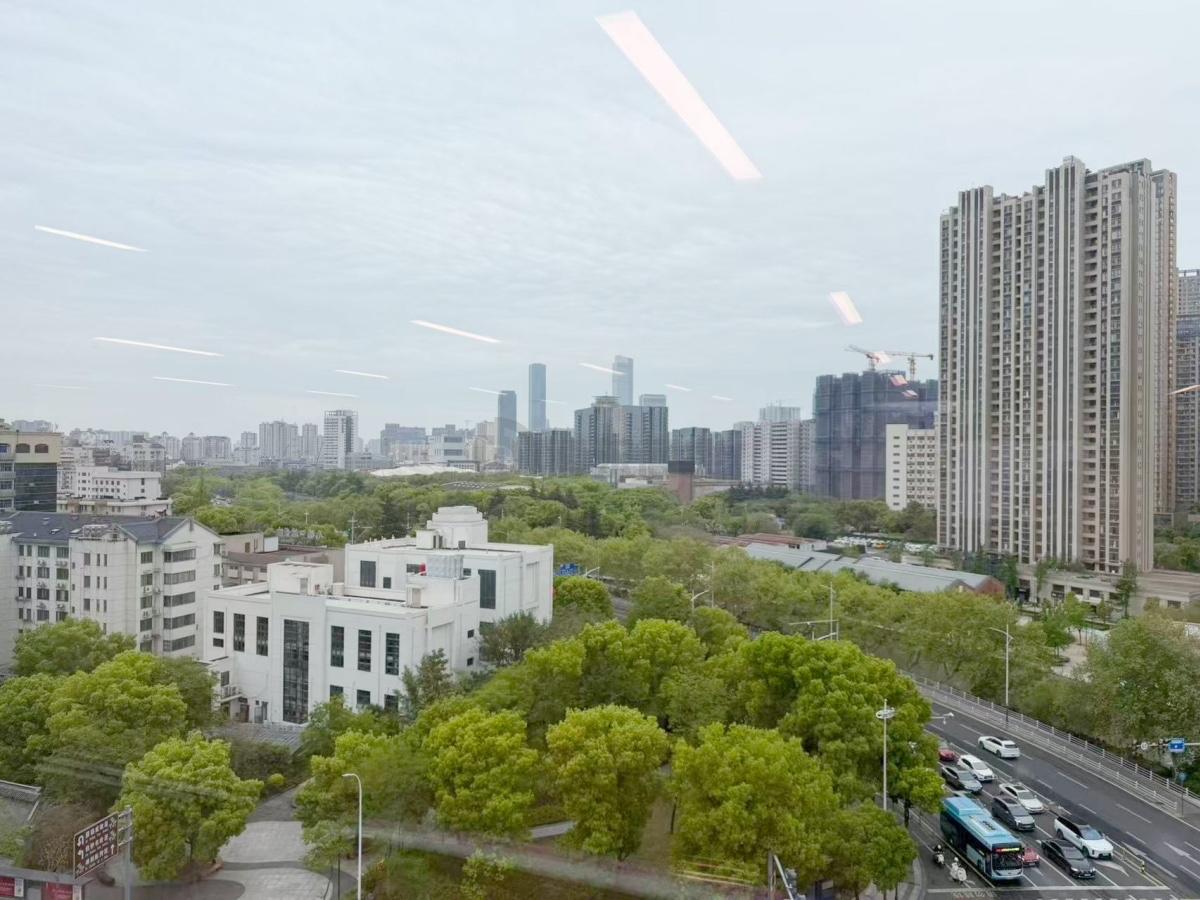 科技大厦面积666平