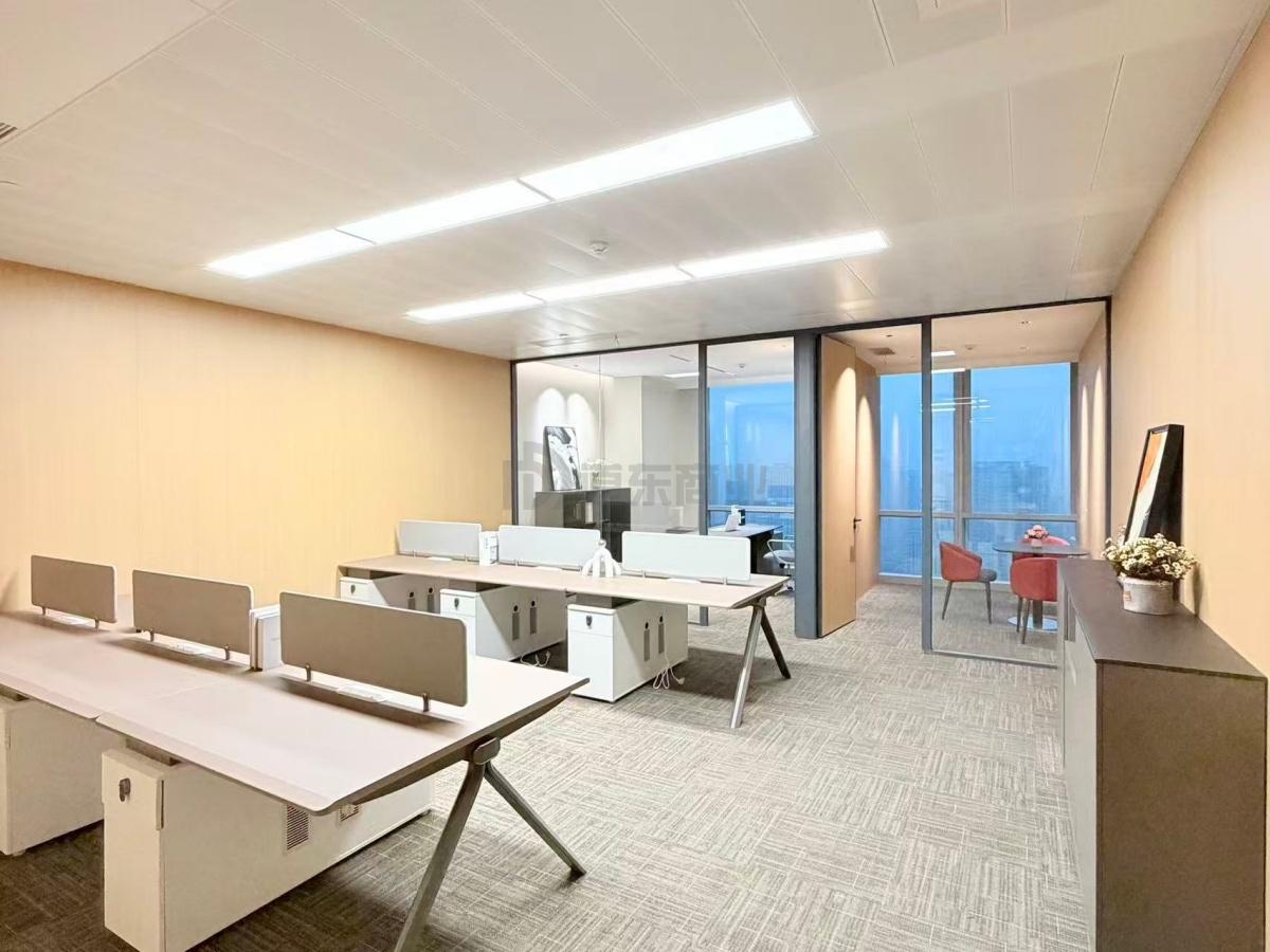 上海中心城开国际面积104平