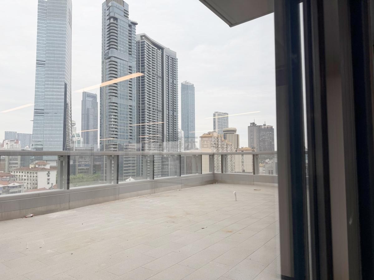 科技大厦面积666平