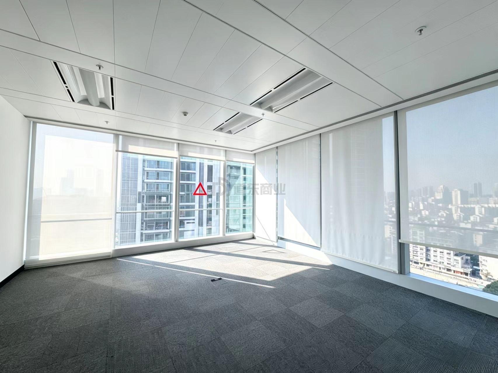 恒隆广场481平米办公室出租
