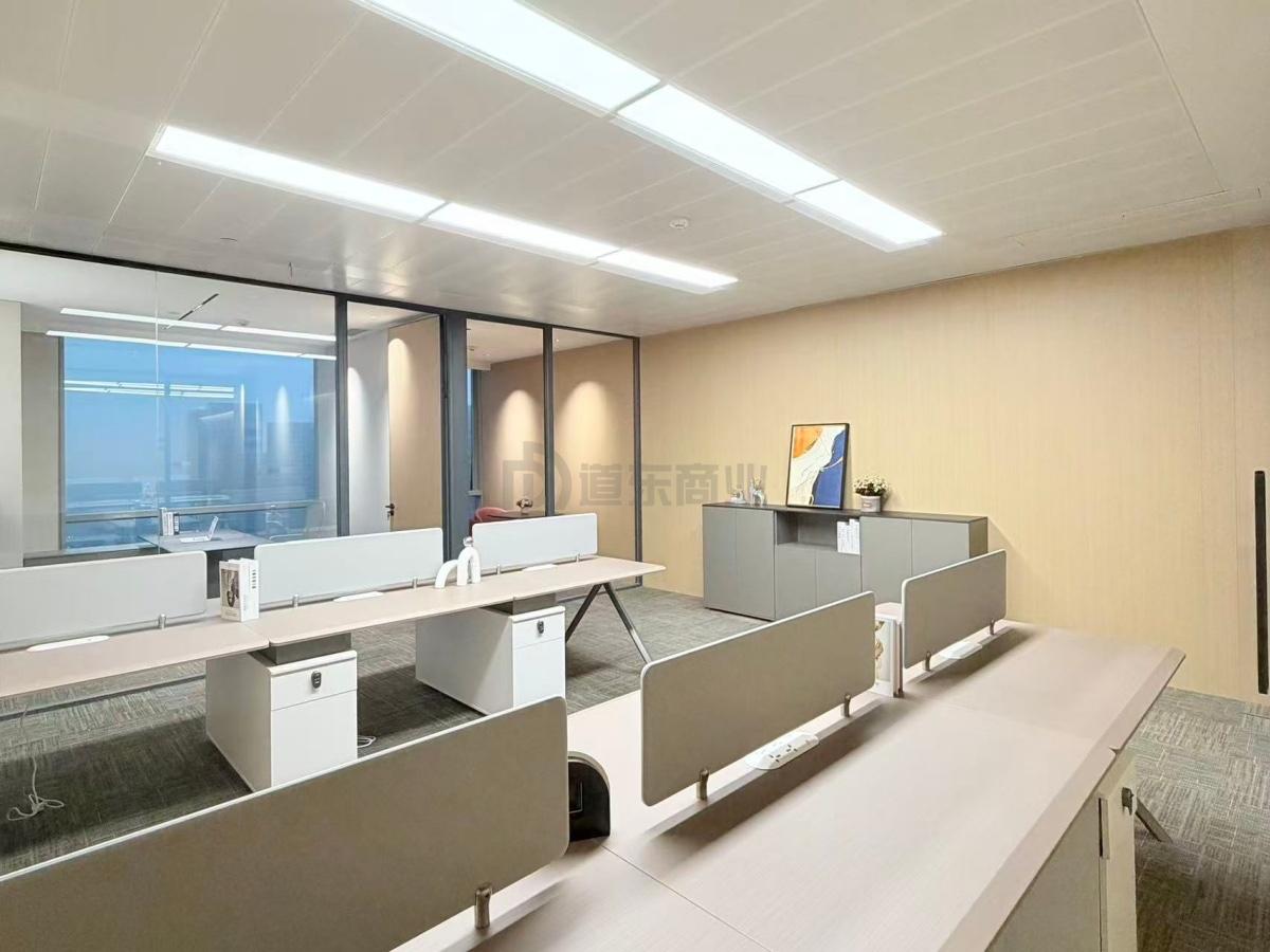 上海中心城开国际面积104平