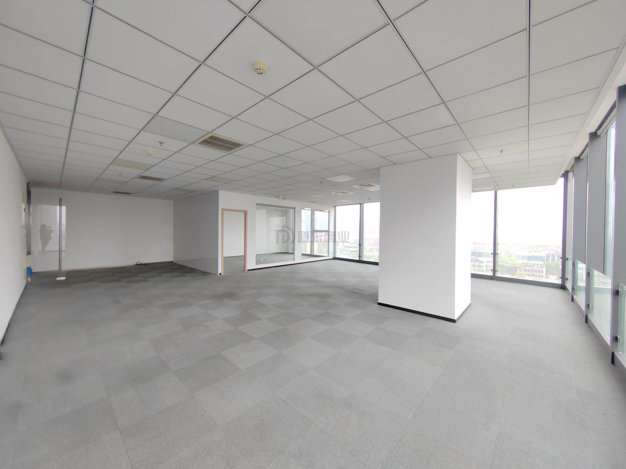 云马创新中心面积171平