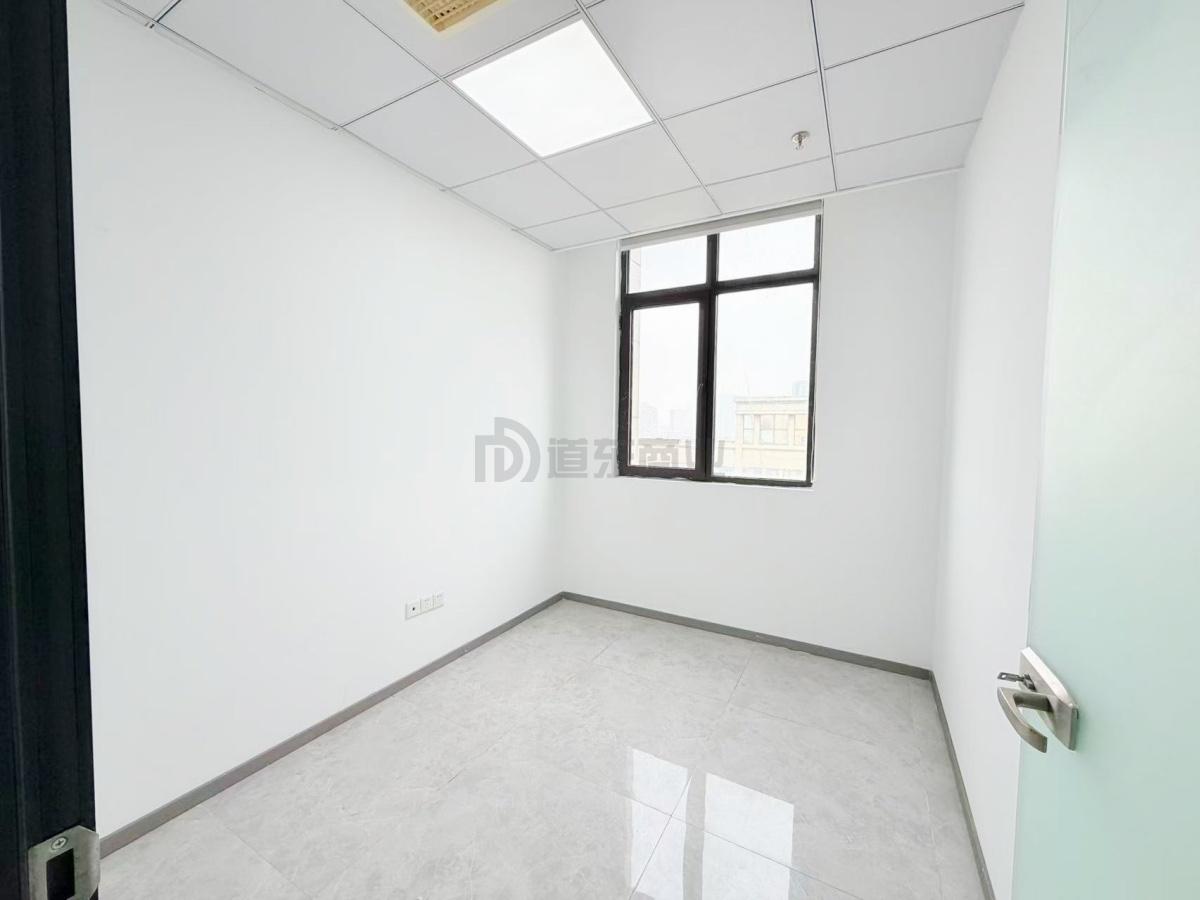 星海大厦面积281平