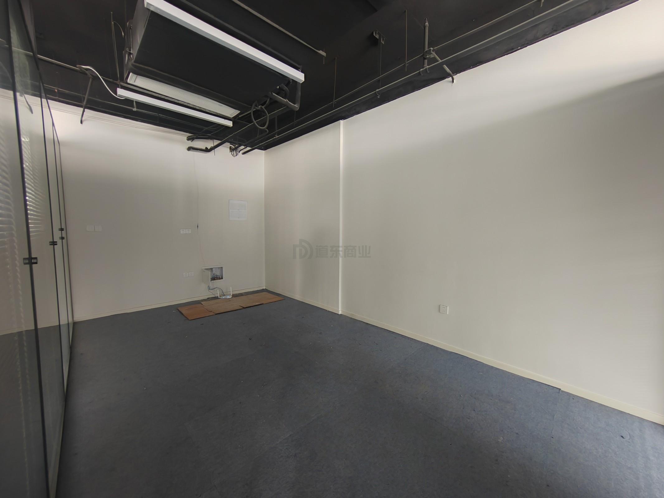 南山车联网小镇面积122平