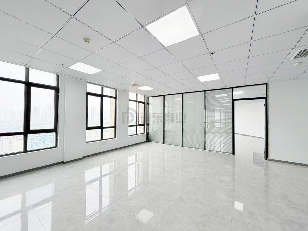 星海大厦面积281平