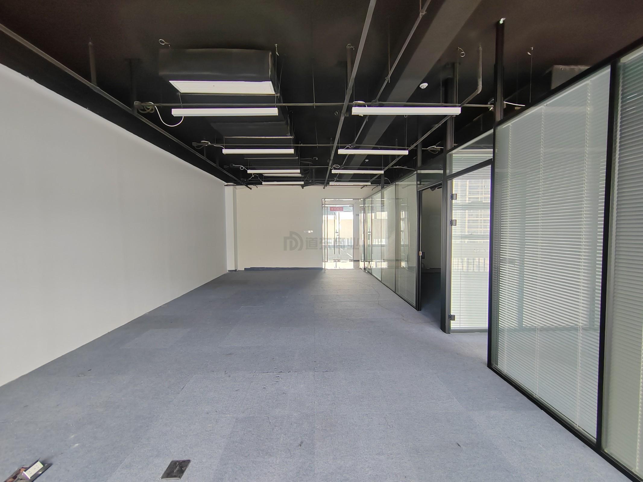 南山车联网小镇面积122平