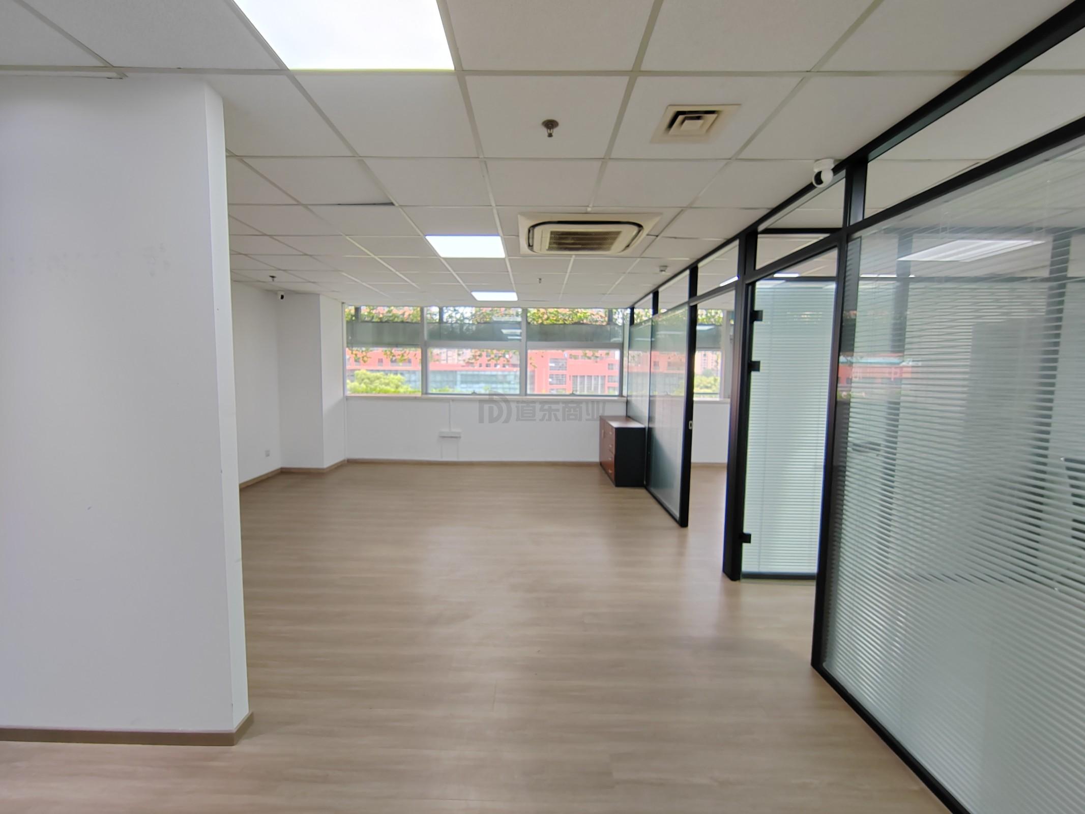 恒韵商务楼87平米办公室出租