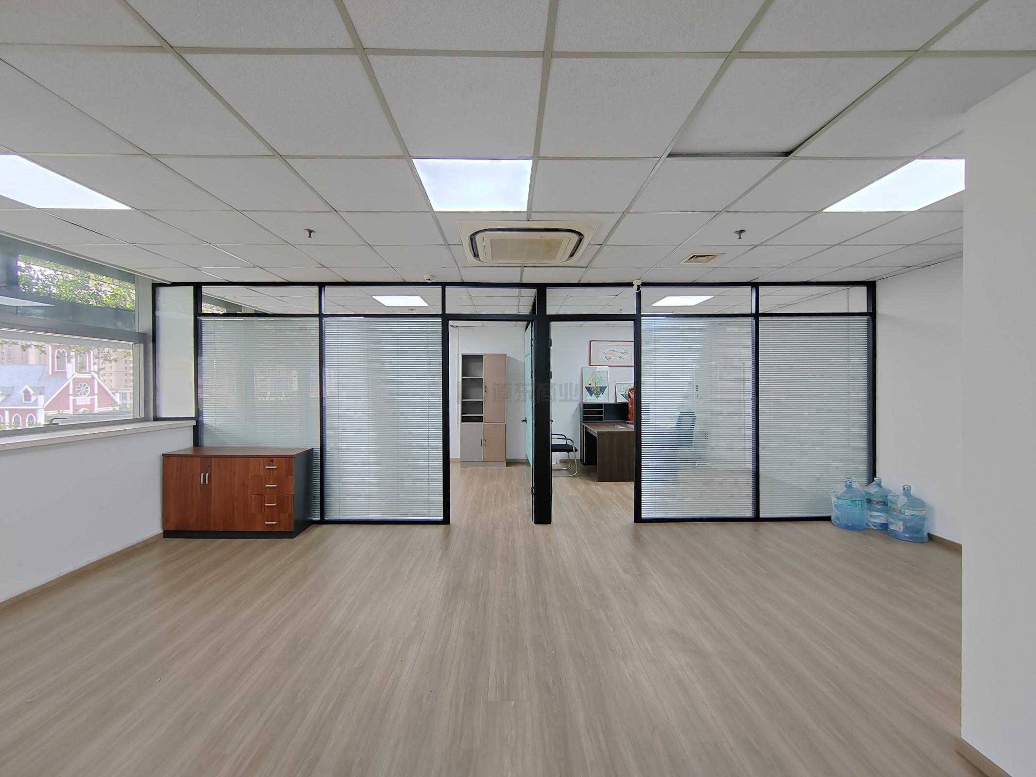 恒韵商务楼面积87平