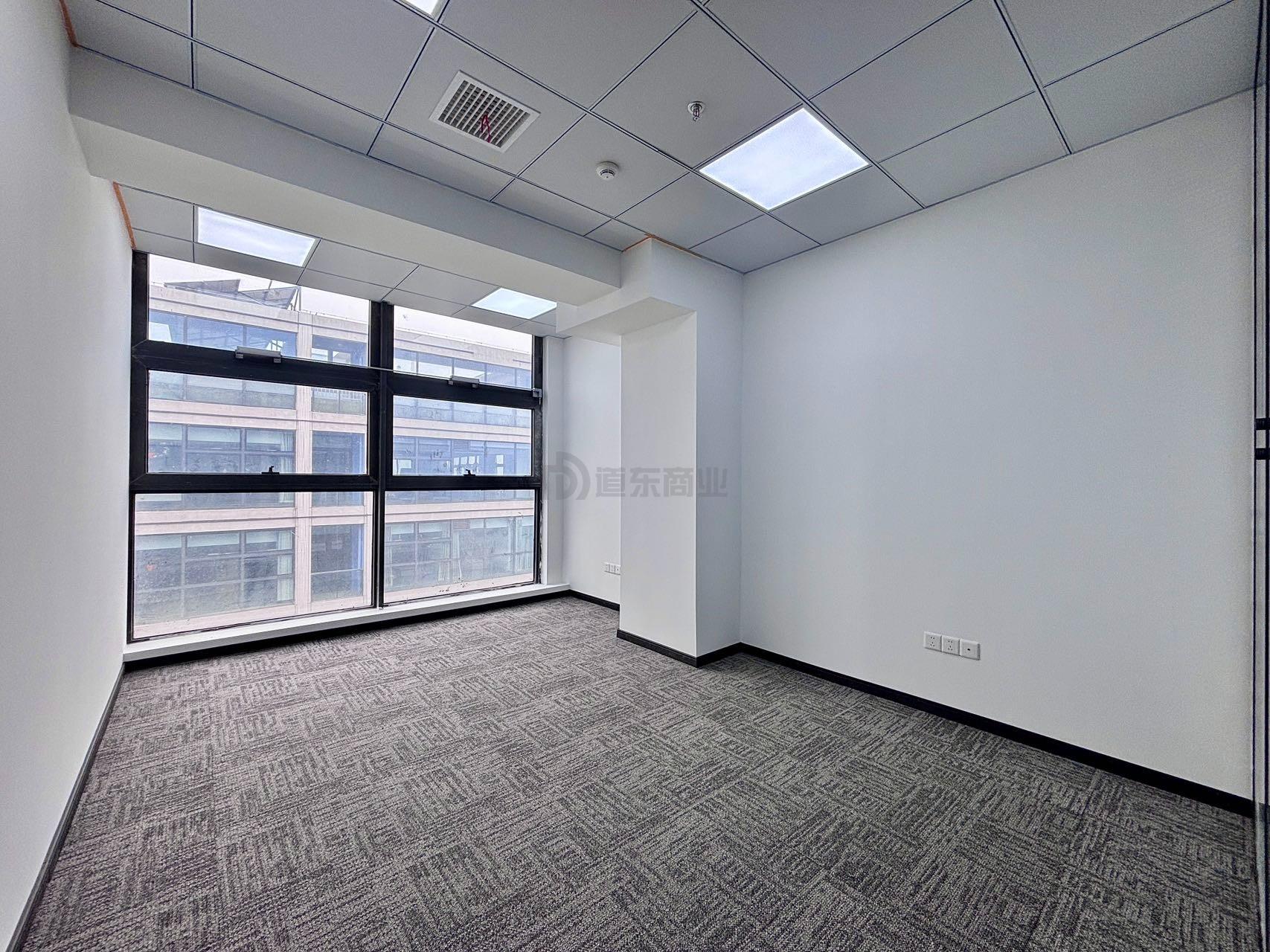 南山车联网小镇面积195平