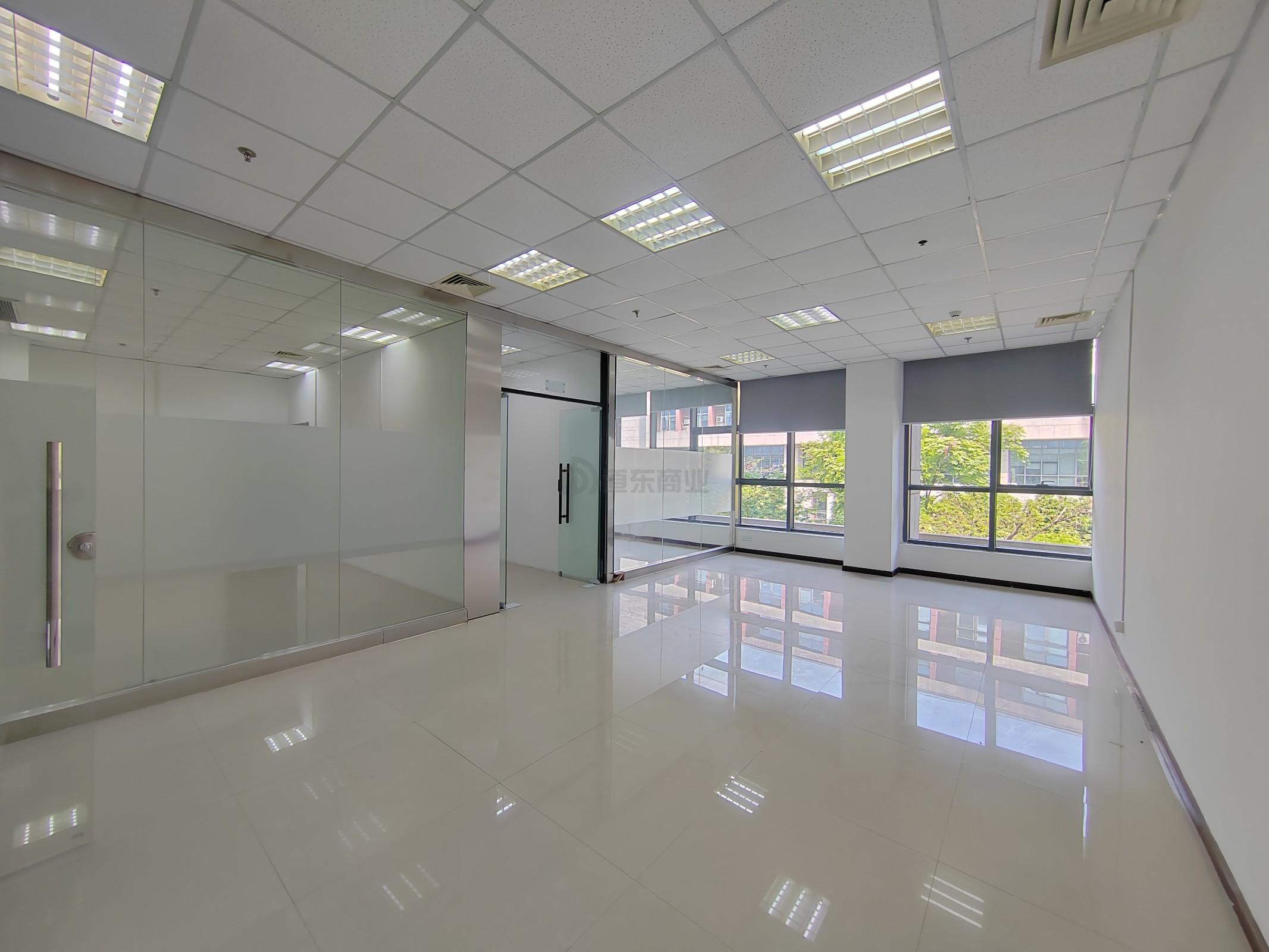 无锡国际生命科学创新园（二期）146平米办公室出租