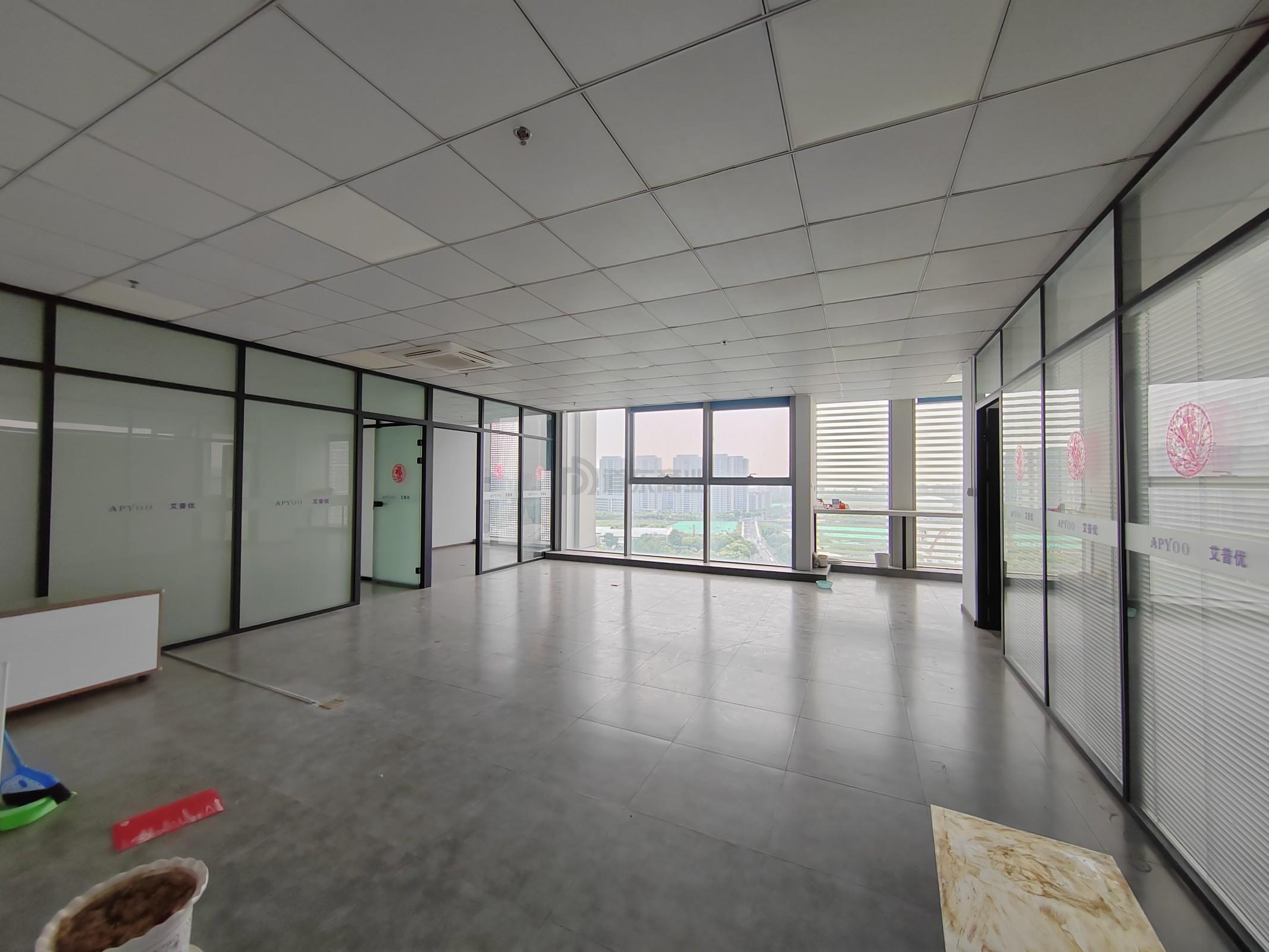 启迪协信中心面积201平