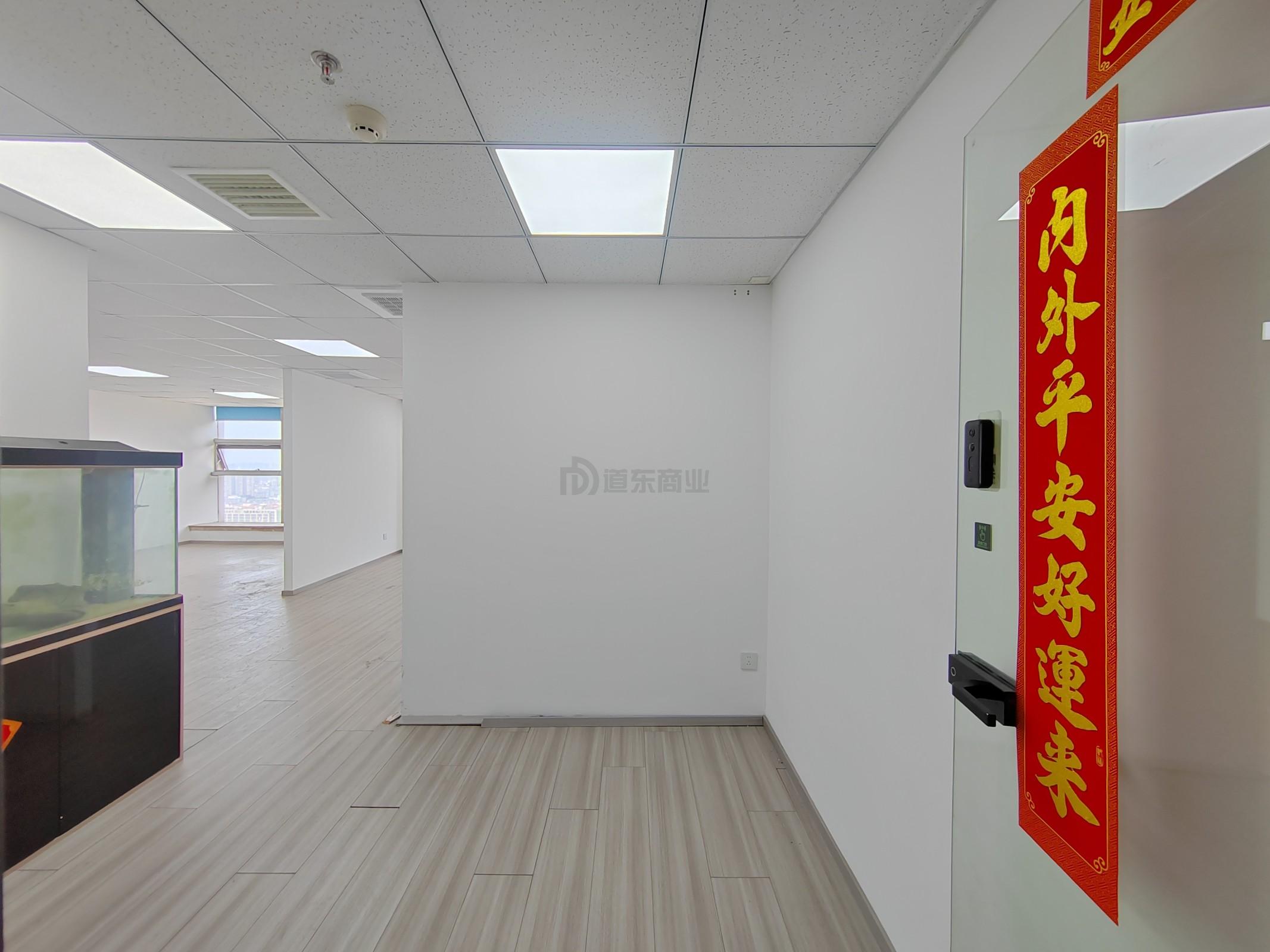 时代国际148平米办公室出租
