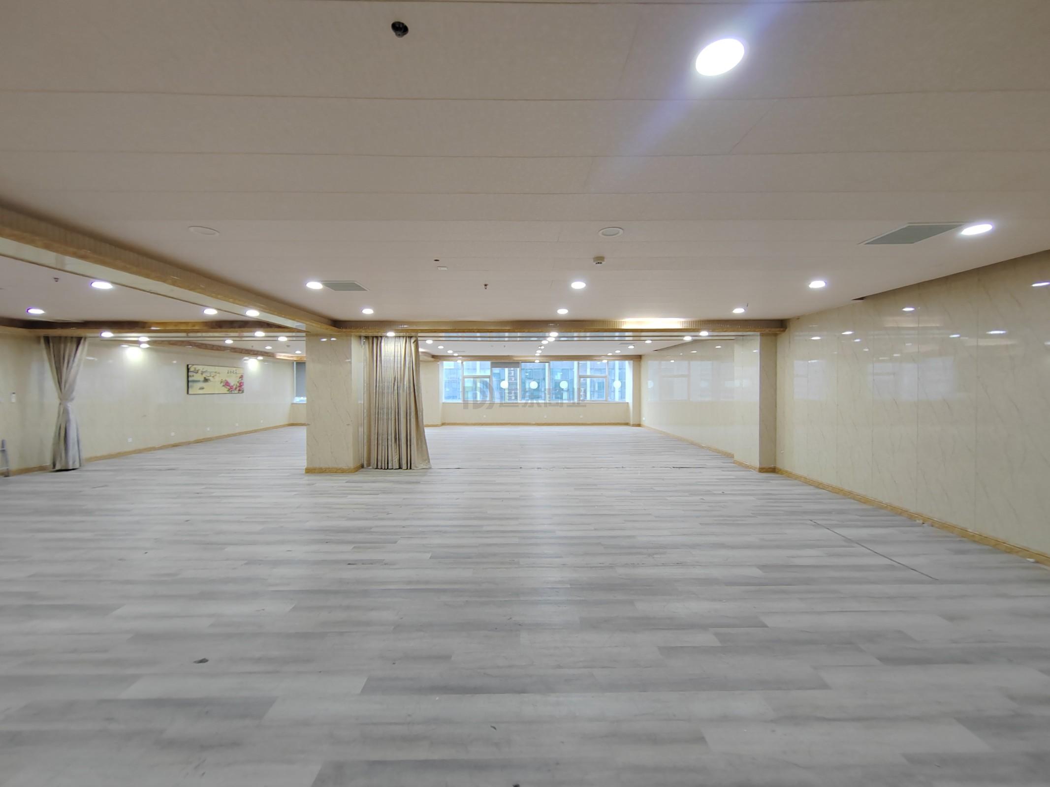 太湖明珠发展大厦360平米办公室出租