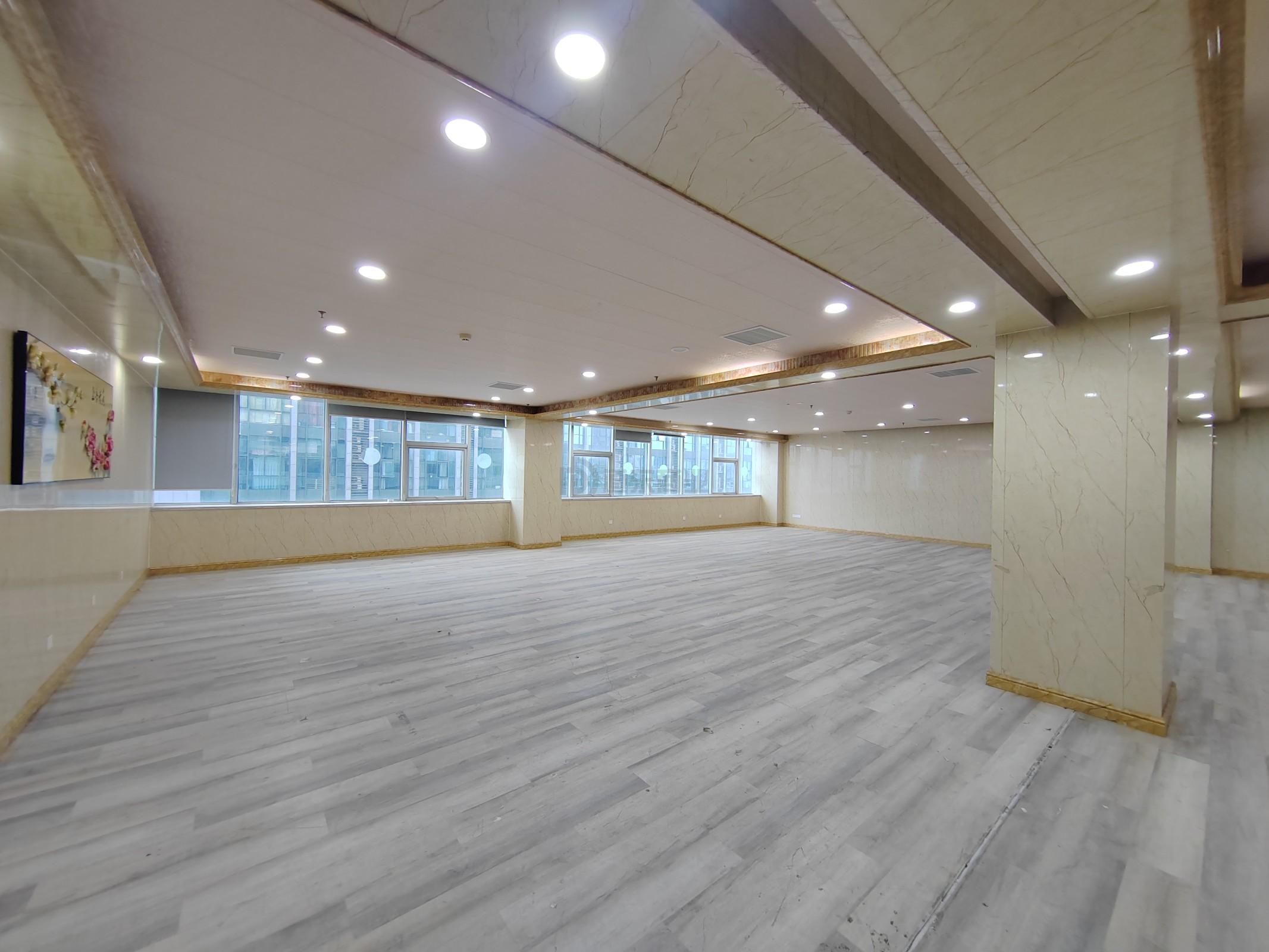 太湖明珠发展大厦面积360平