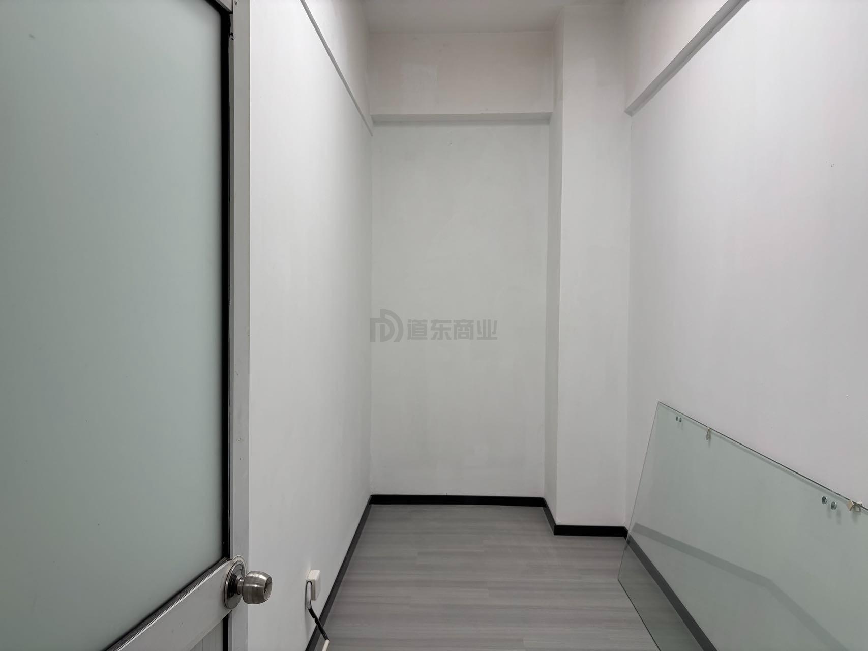 上马墩创新创业社区(崇安传感技术应用中心)面积68平