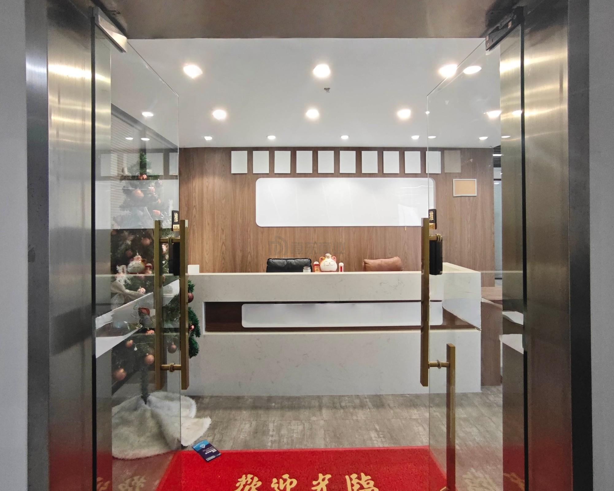 嘉业财富中心422平米办公室出租