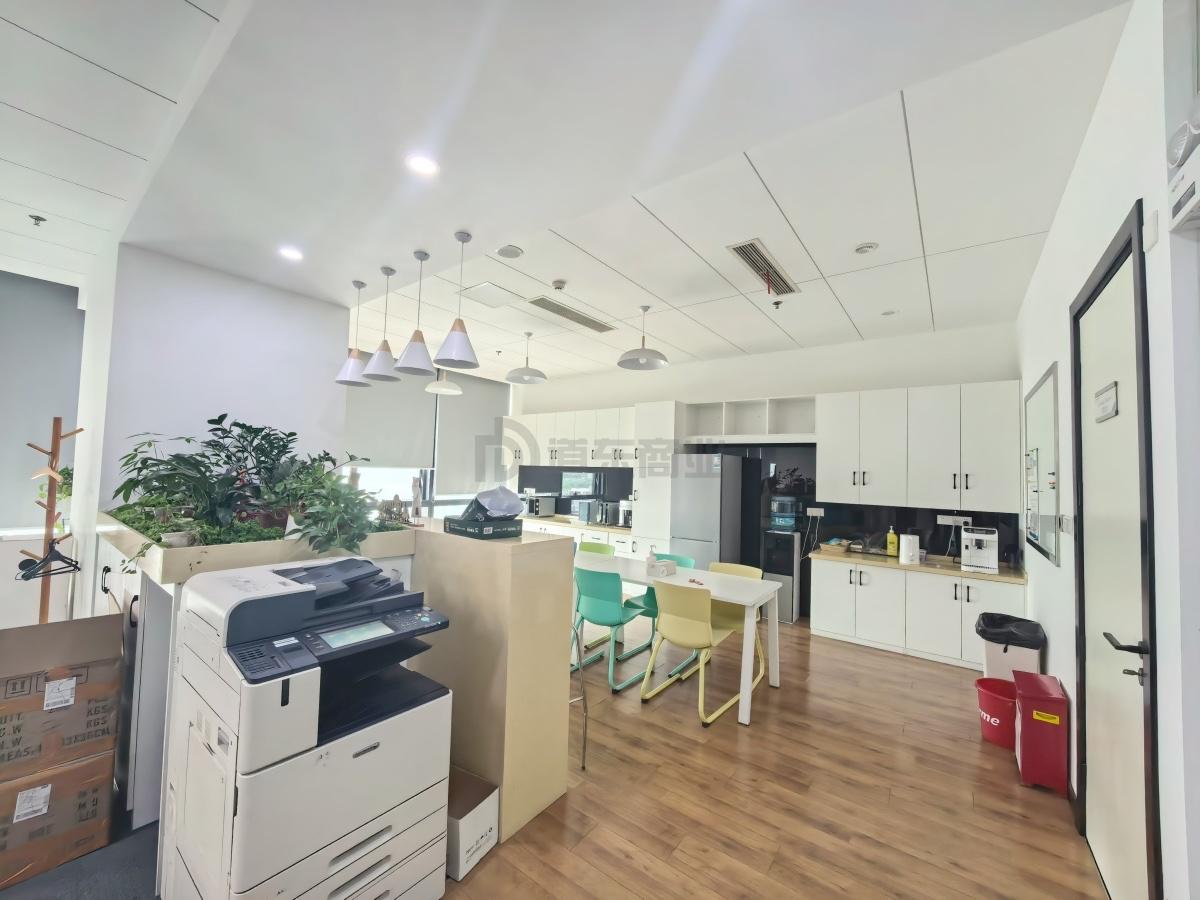 联合金融大厦面积855平