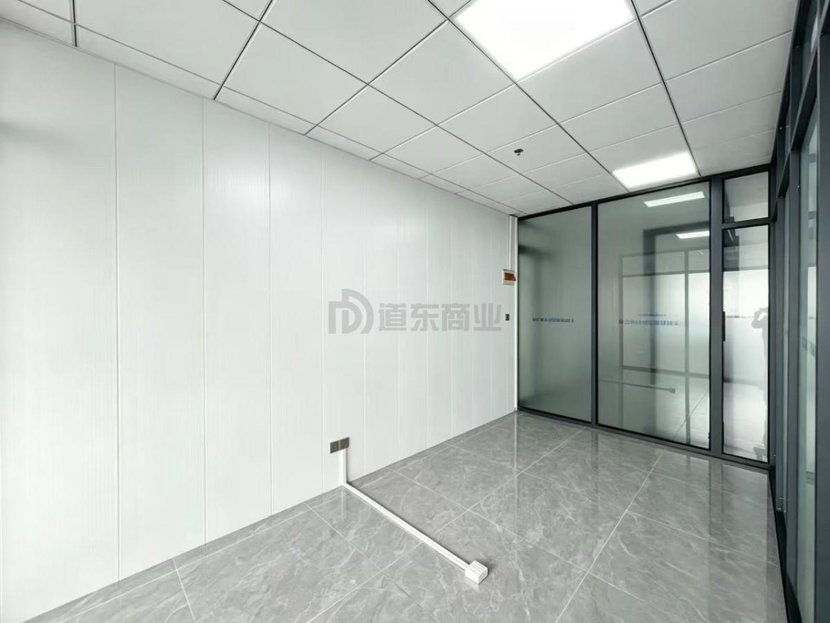 瀚莎热力科技总部大厦面积102平