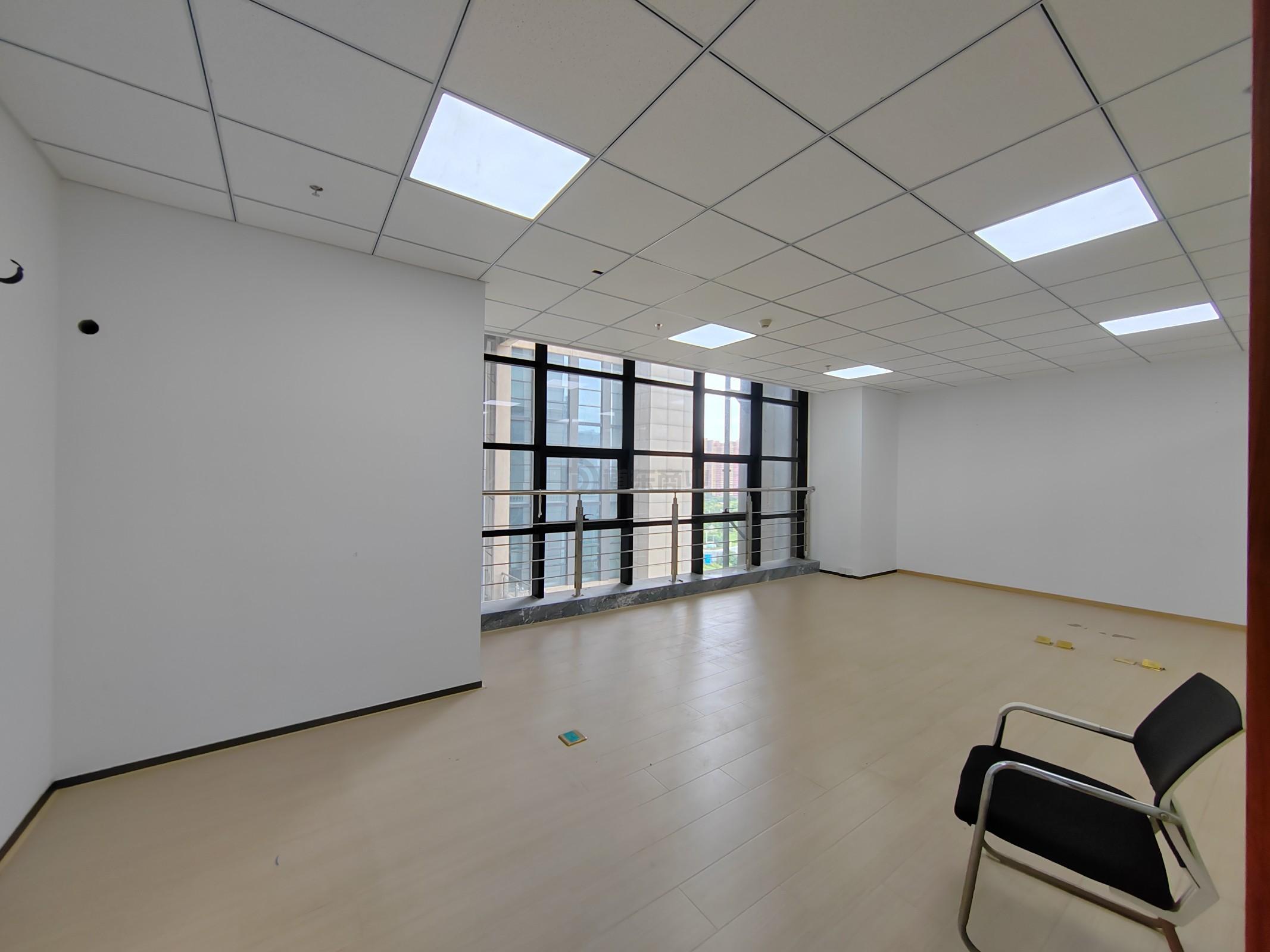 国慧商务广场面积219平