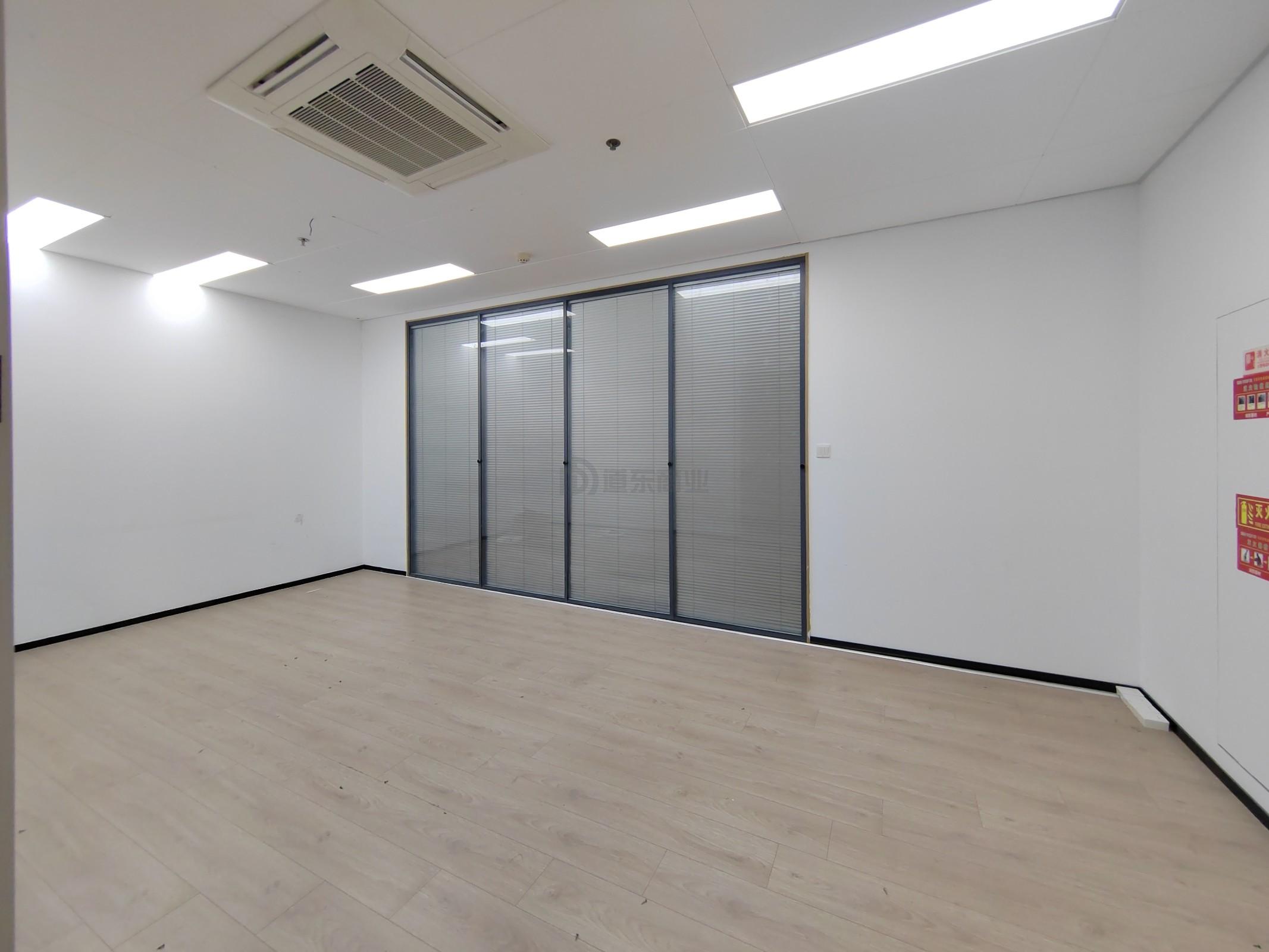 积高科技园面积216平