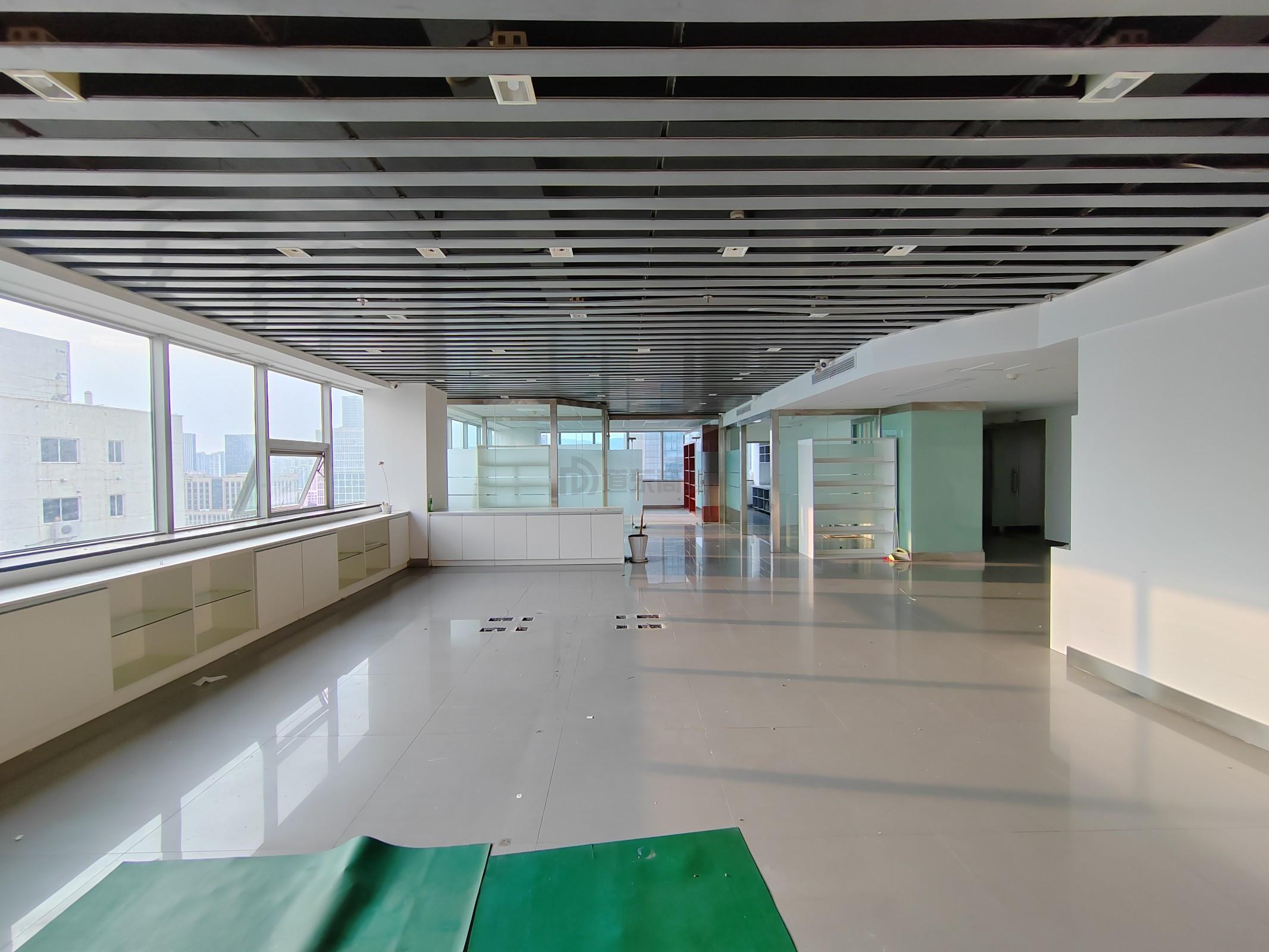 太湖明珠发展大厦面积448平